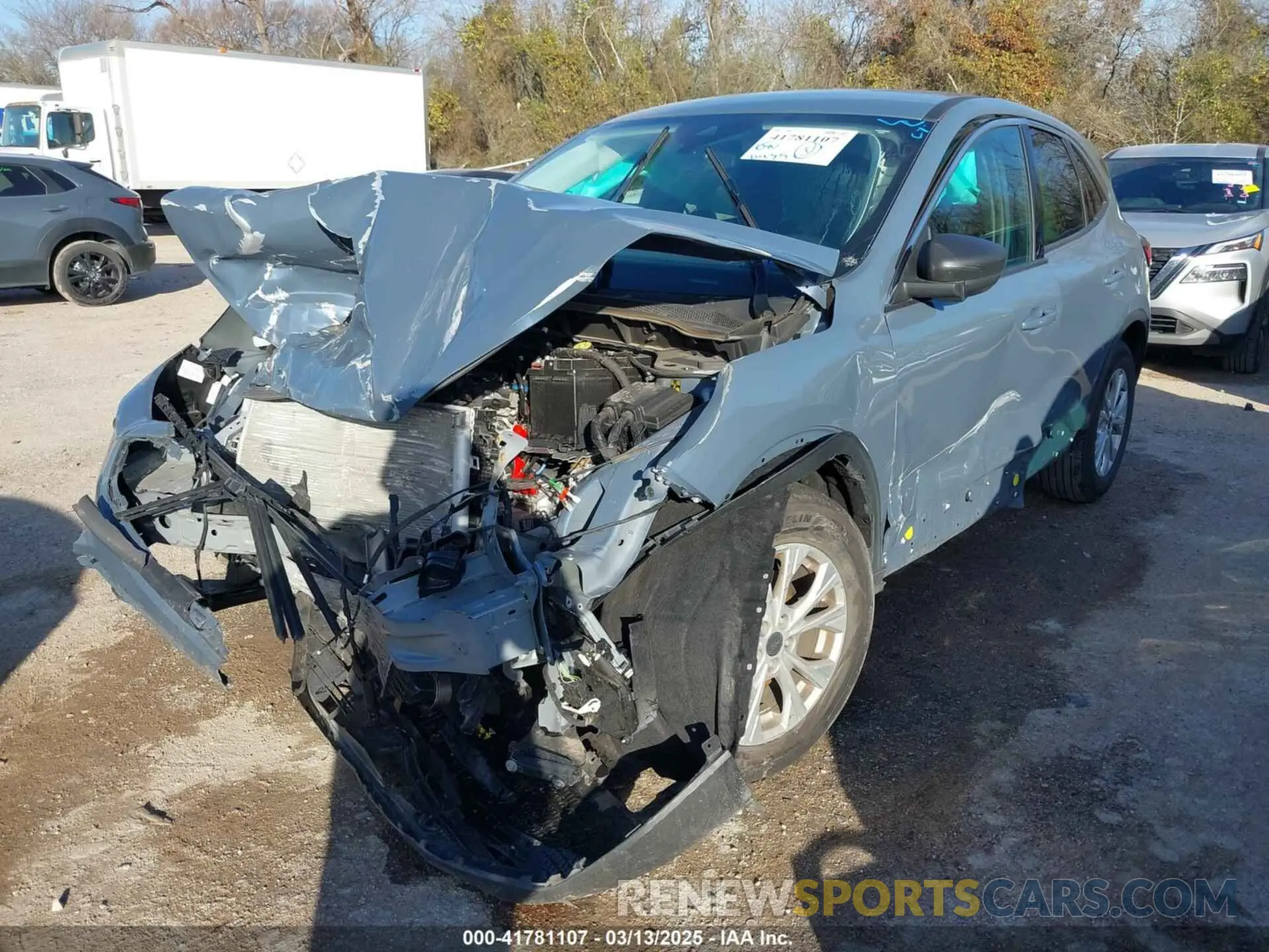 2 Photograph of a damaged car 1FMCU0GN8RUA12725 FORD ESCAPE 2024
