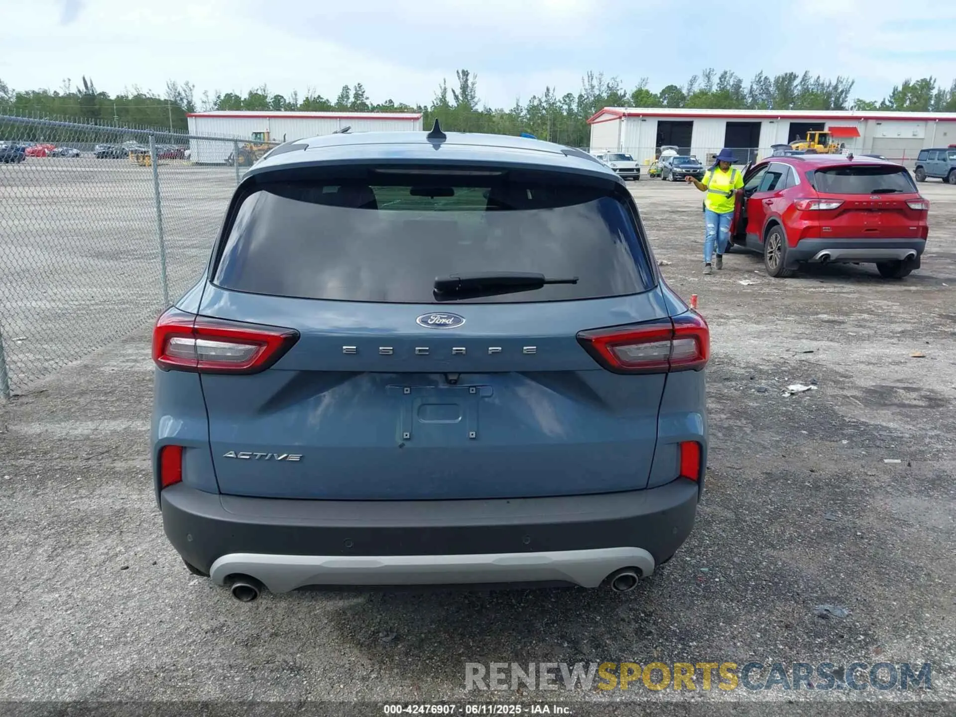 16 Фотография поврежденного автомобиля 1FMCU0GN8RUB31567 FORD ESCAPE 2024