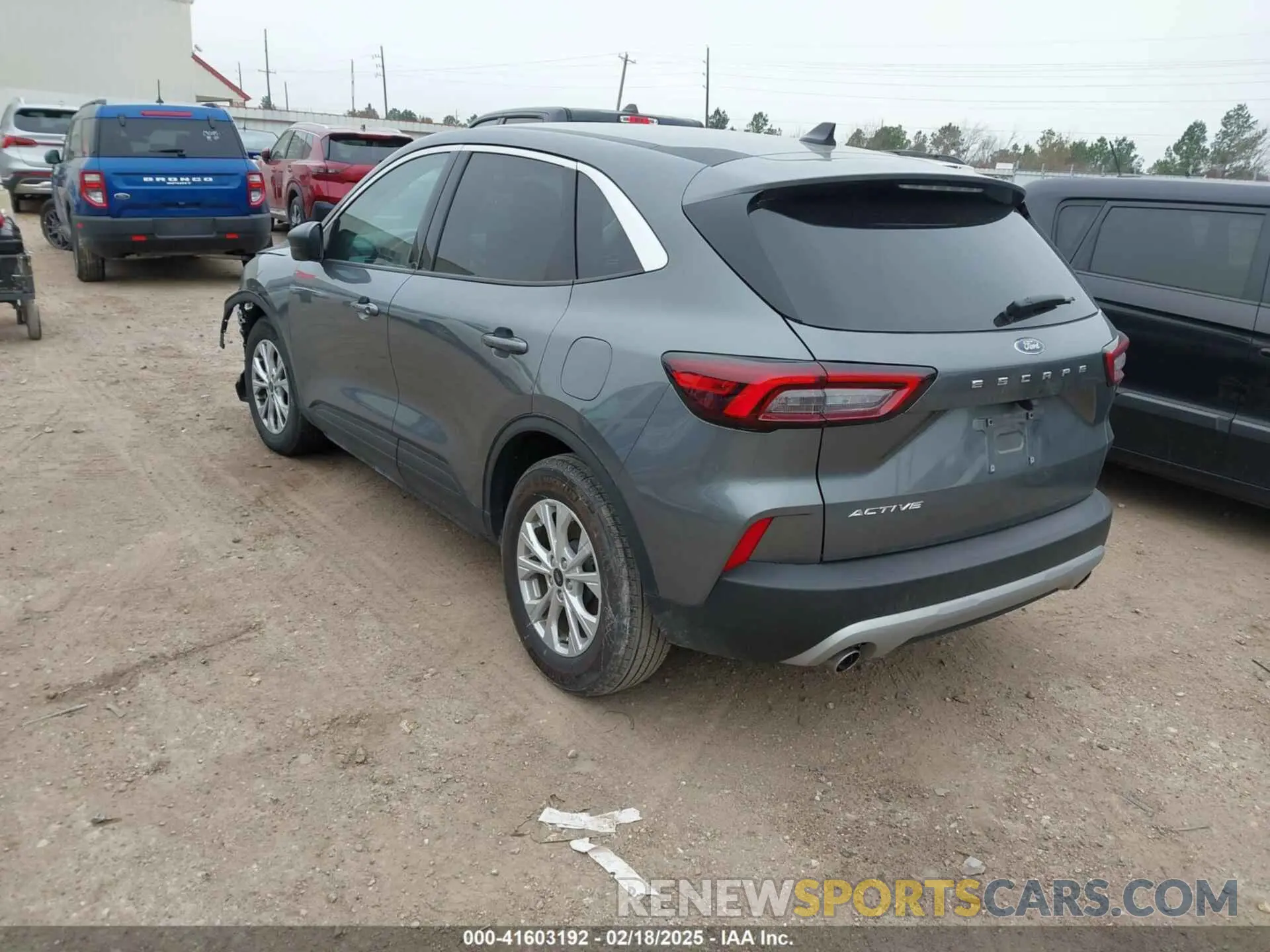 3 Фотография поврежденного автомобиля 1FMCU0GNXRUA05291 FORD ESCAPE 2024