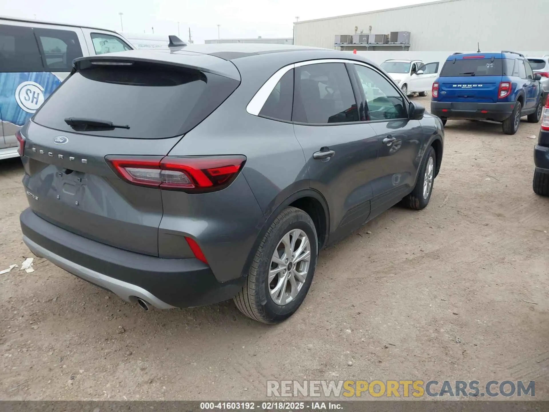 4 Фотография поврежденного автомобиля 1FMCU0GNXRUA05291 FORD ESCAPE 2024