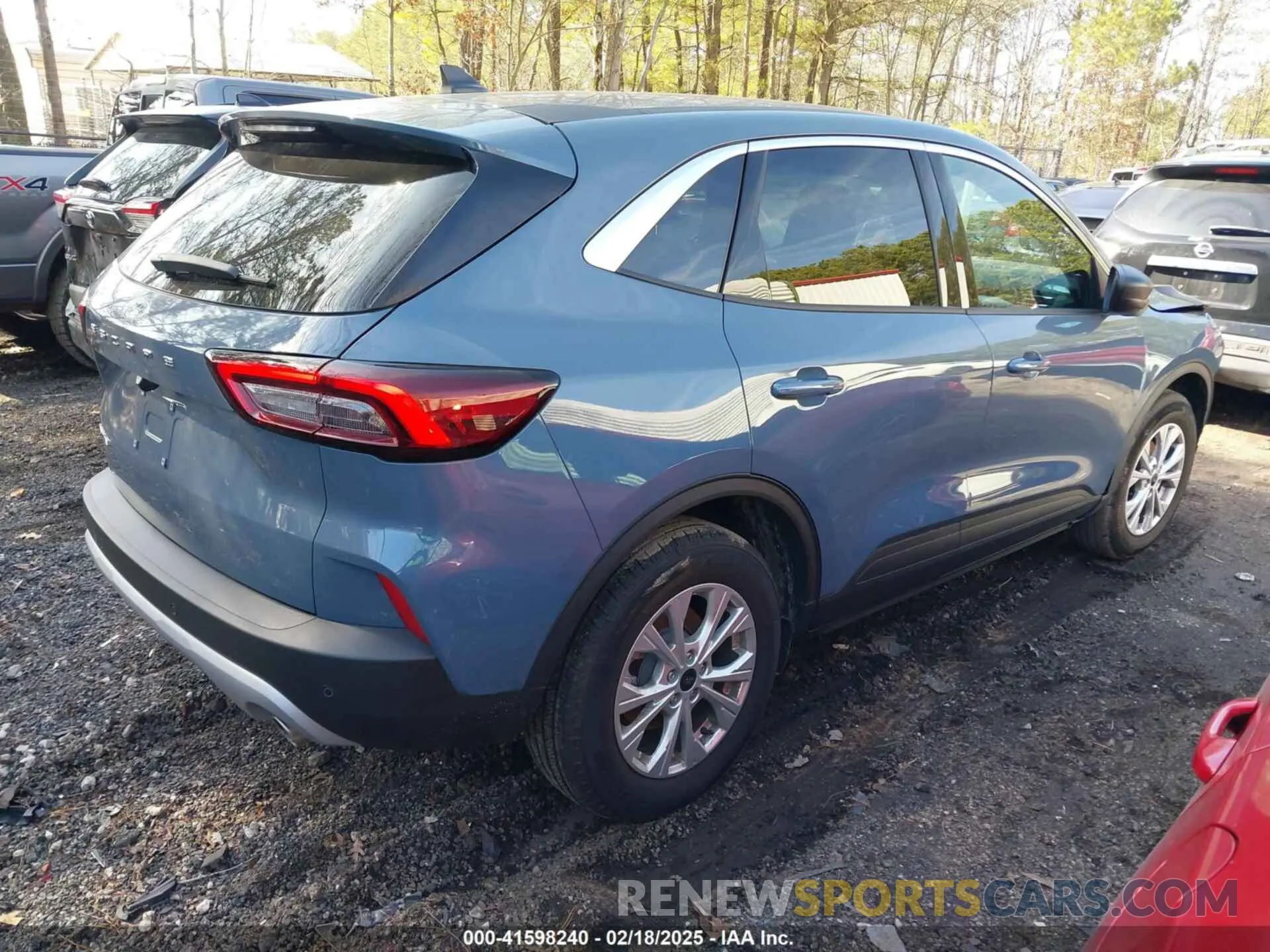 4 Фотография поврежденного автомобиля 1FMCU0GNXRUB34776 FORD ESCAPE 2024
