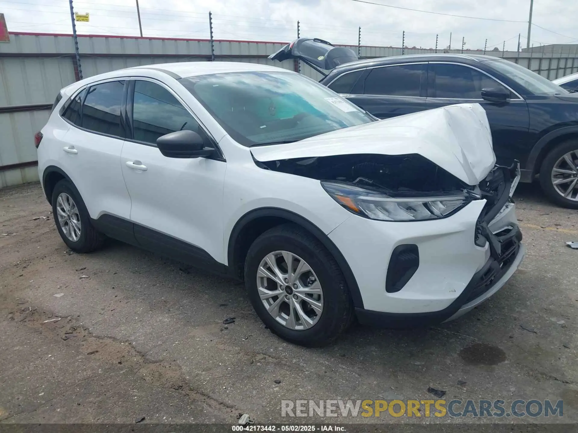 1 Photograph of a damaged car 1FMCU0GNXRUB55708 FORD ESCAPE 2024