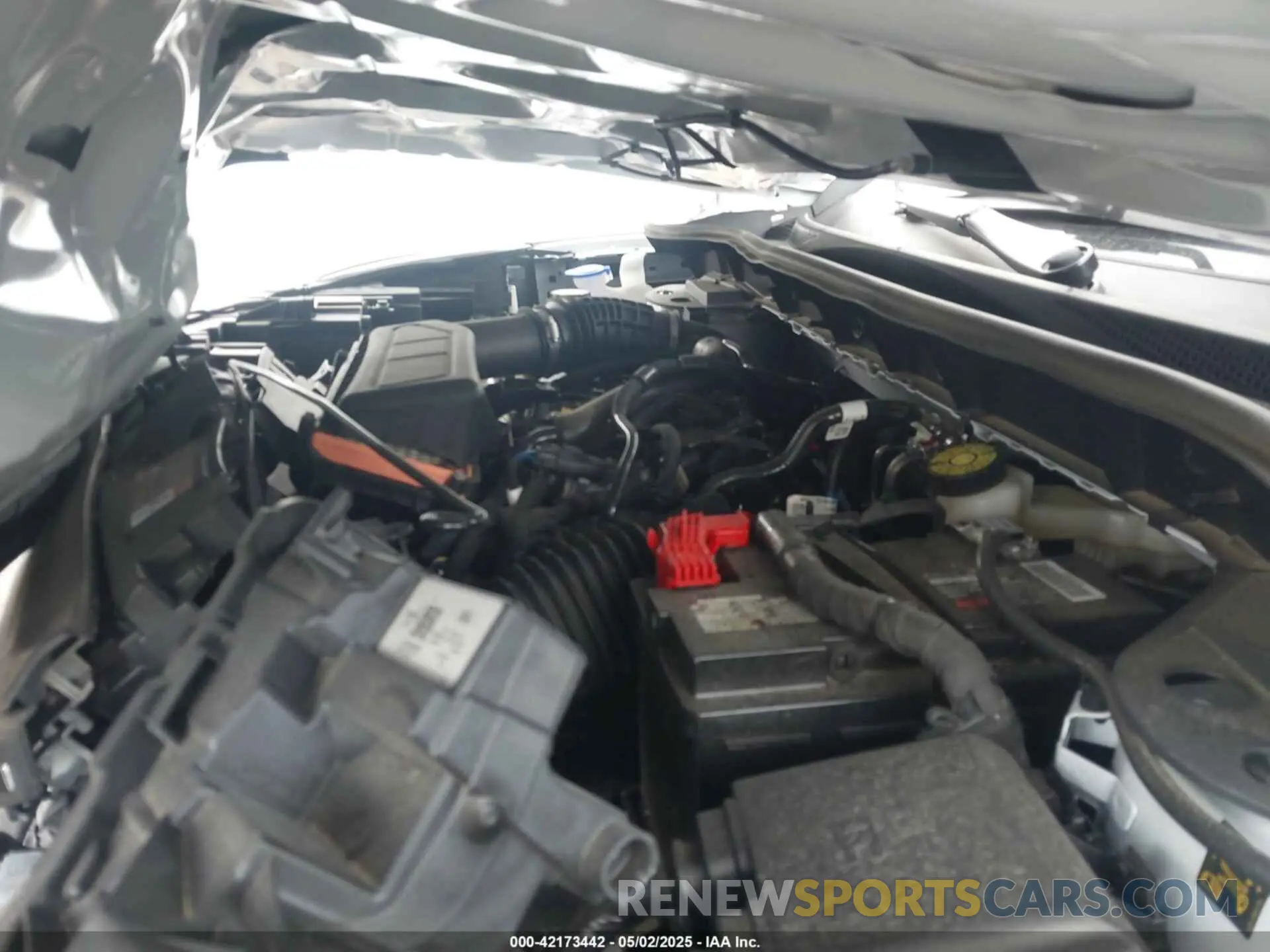 10 Photograph of a damaged car 1FMCU0GNXRUB55708 FORD ESCAPE 2024