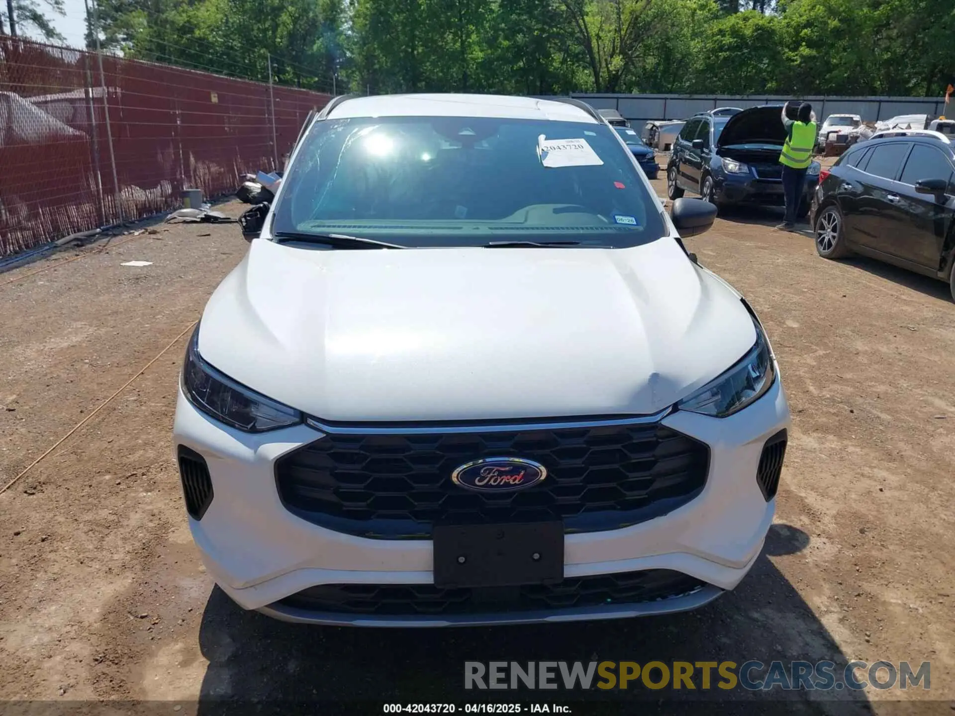 13 Фотография поврежденного автомобиля 1FMCU0MN0RUA16062 FORD ESCAPE 2024