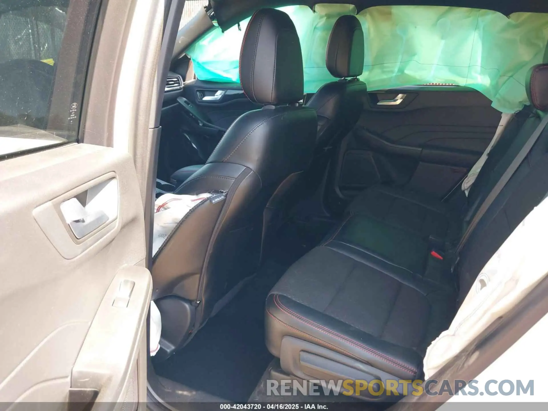 8 Фотография поврежденного автомобиля 1FMCU0MN0RUA16062 FORD ESCAPE 2024
