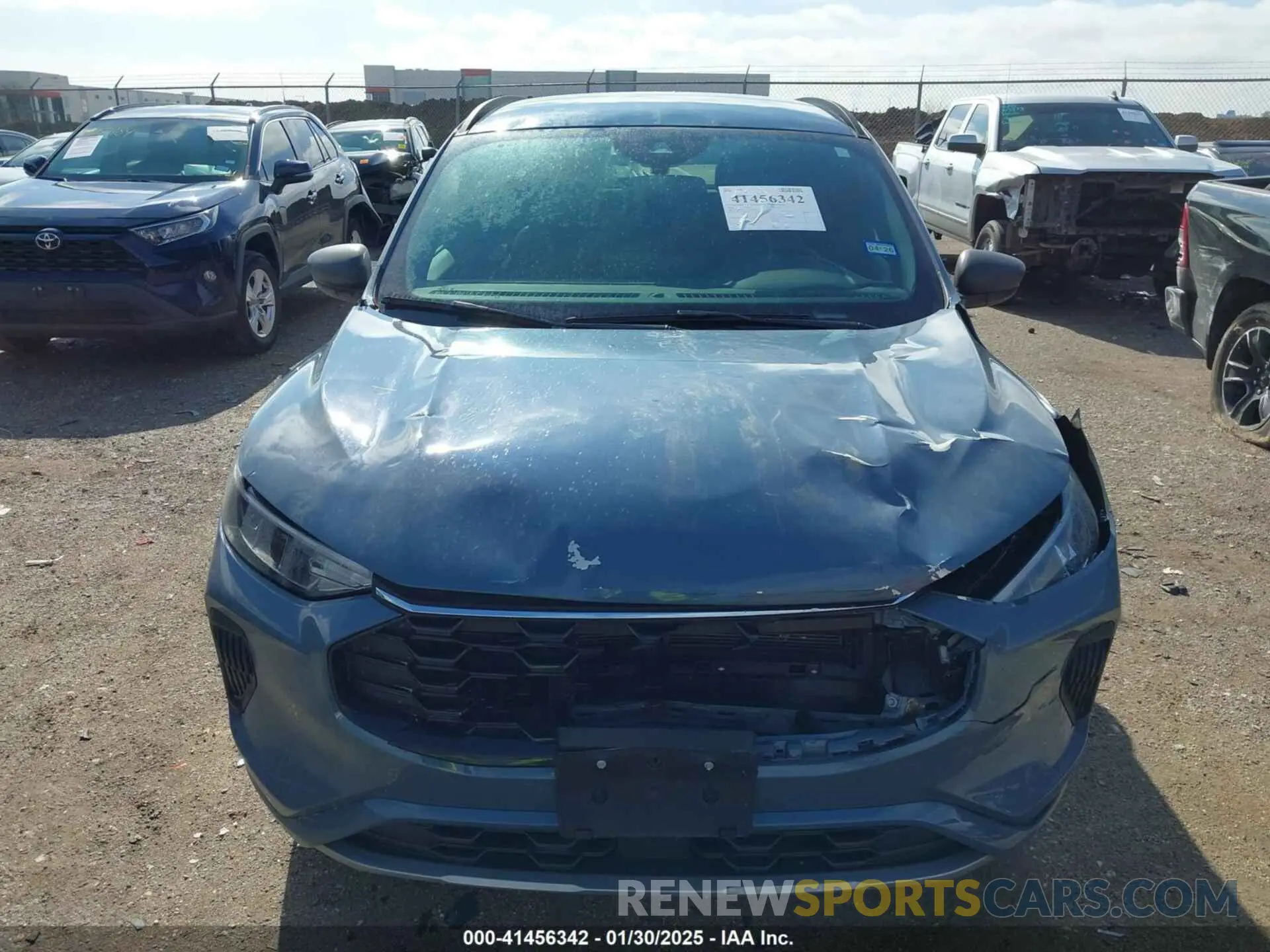 12 Photograph of a damaged car 1FMCU0MN1RUA39575 FORD ESCAPE 2024