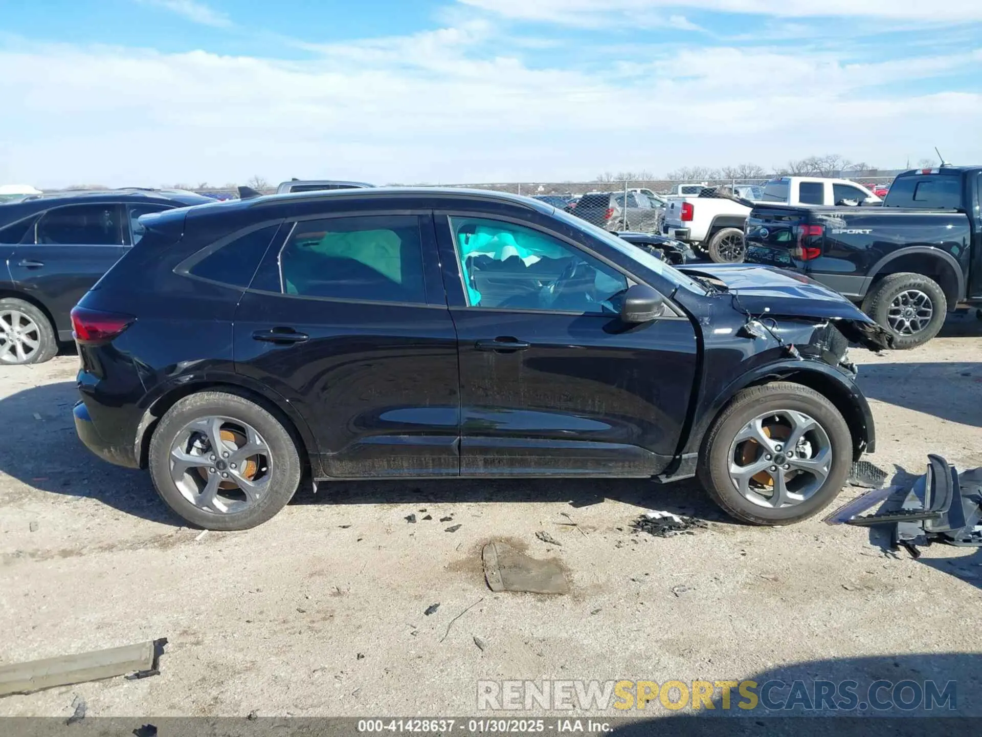 12 Photograph of a damaged car 1FMCU0MN1RUB59733 FORD ESCAPE 2024