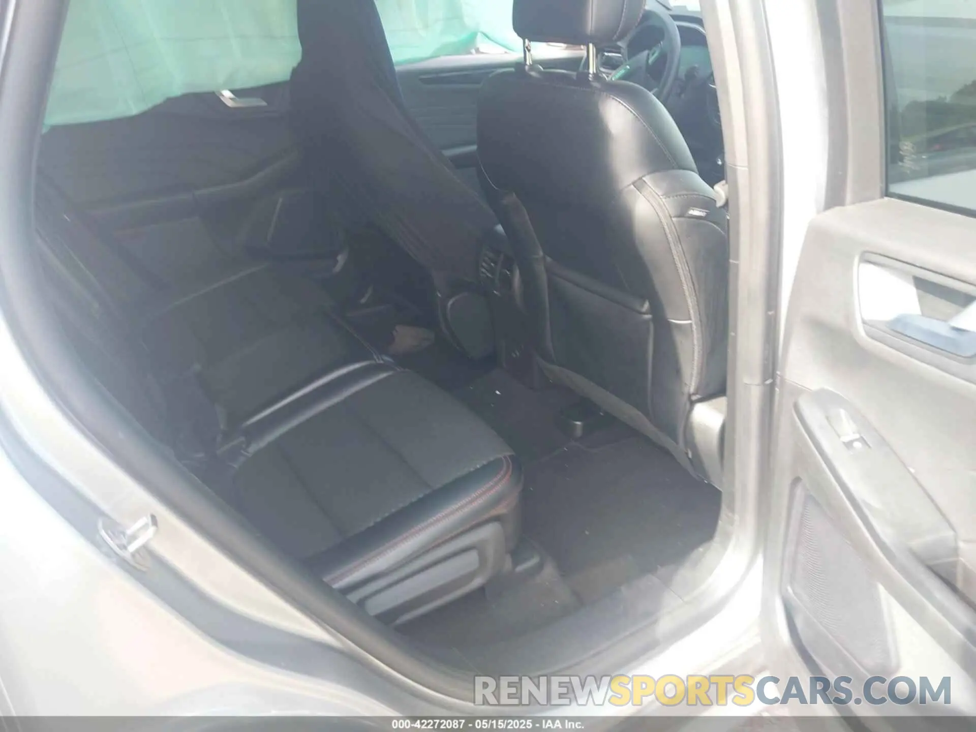 8 Photograph of a damaged car 1FMCU0MN2RUB29611 FORD ESCAPE 2024