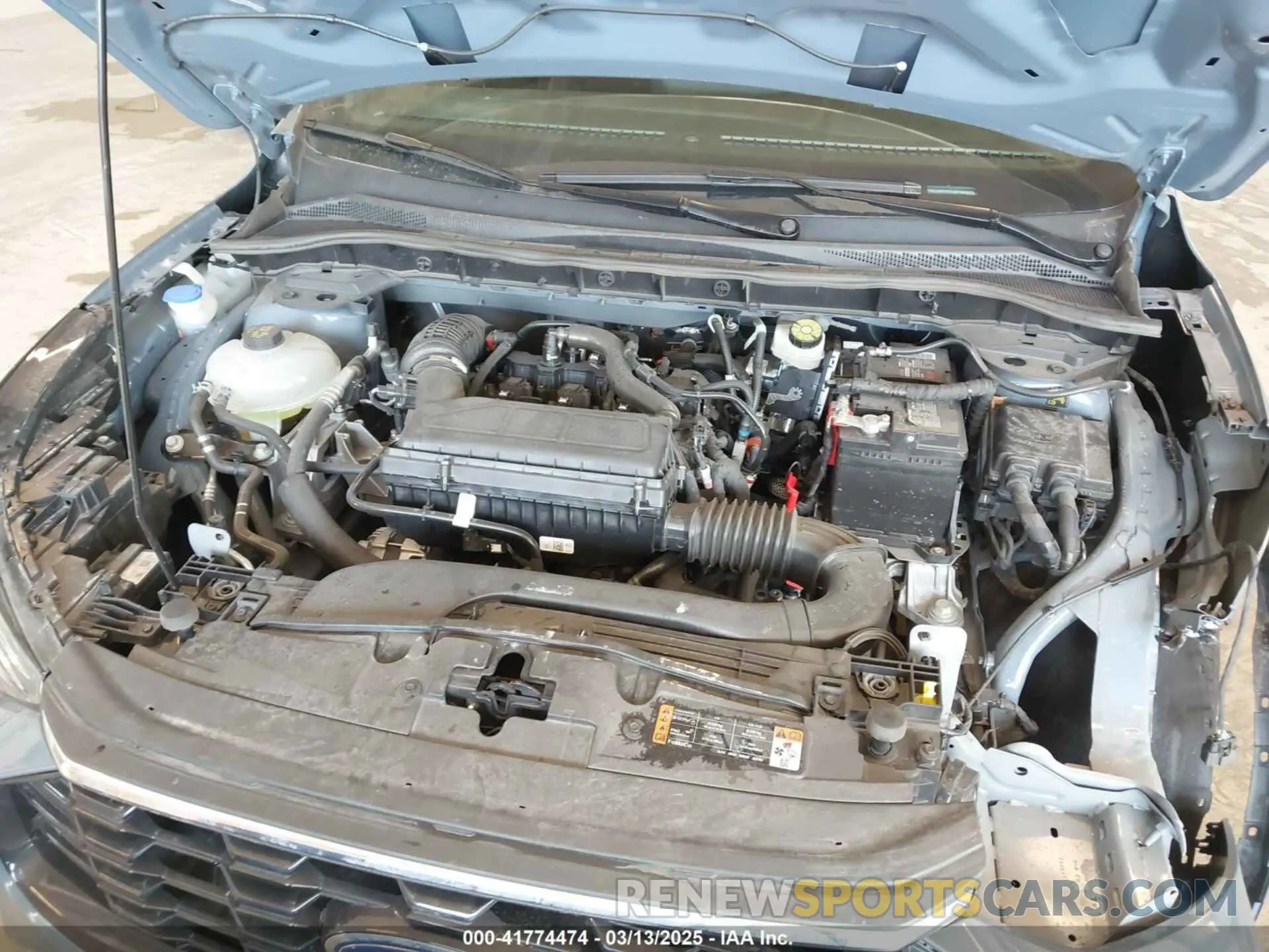 10 Photograph of a damaged car 1FMCU0MNXRUA01665 FORD ESCAPE 2024