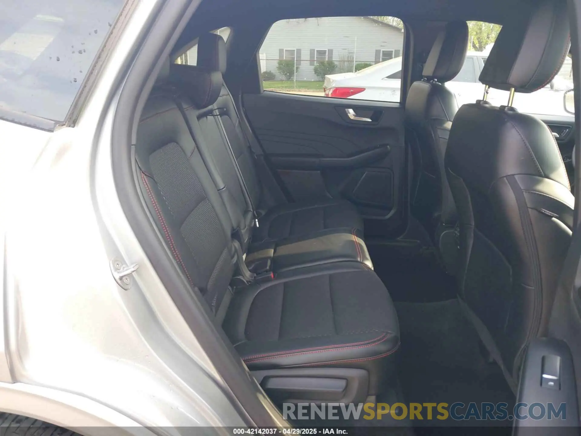 8 Фотография поврежденного автомобиля 1FMCU0MNXRUB43384 FORD ESCAPE 2024