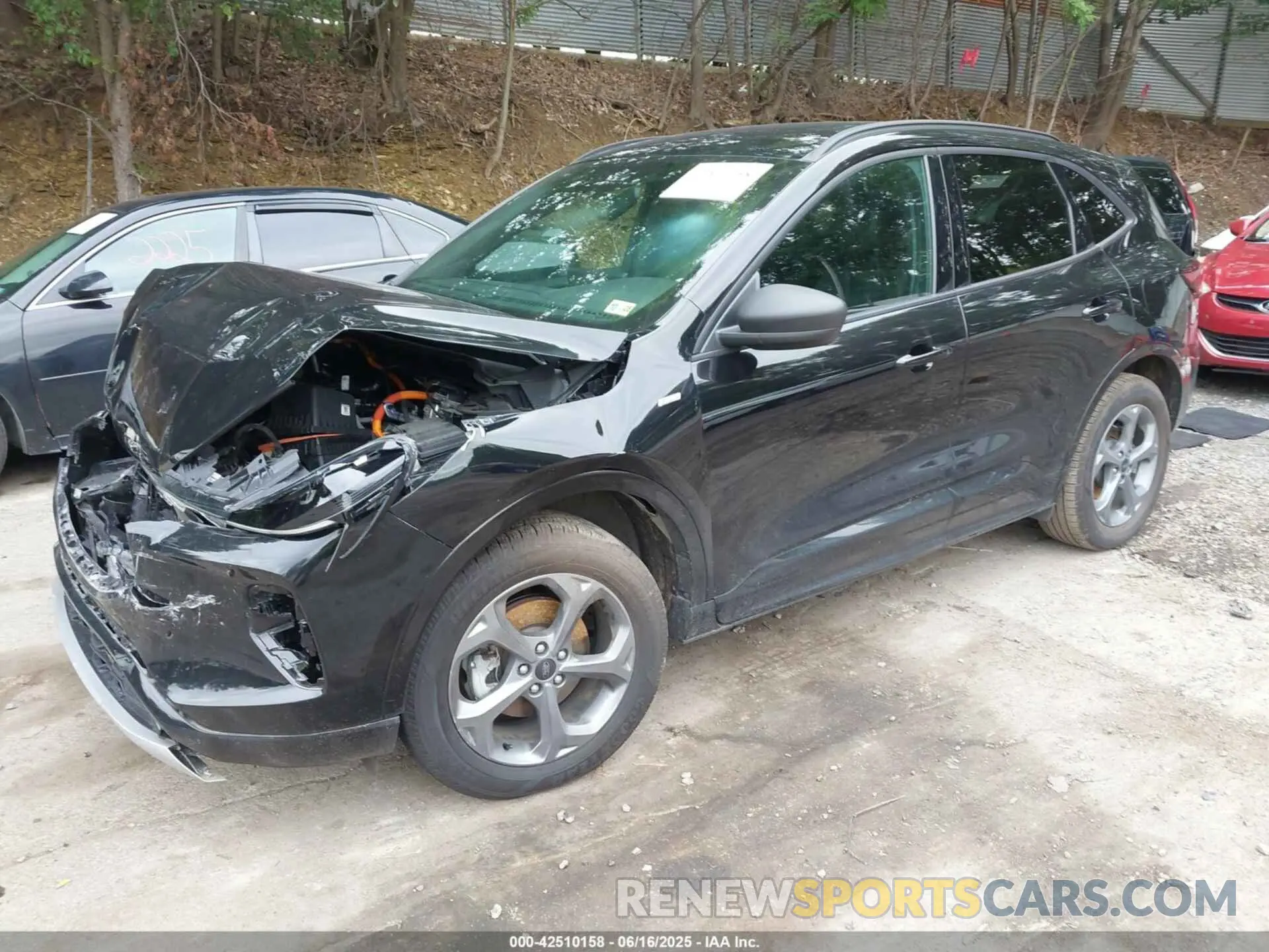 2 Photograph of a damaged car 1FMCU0MZ1RUB18294 FORD ESCAPE 2024