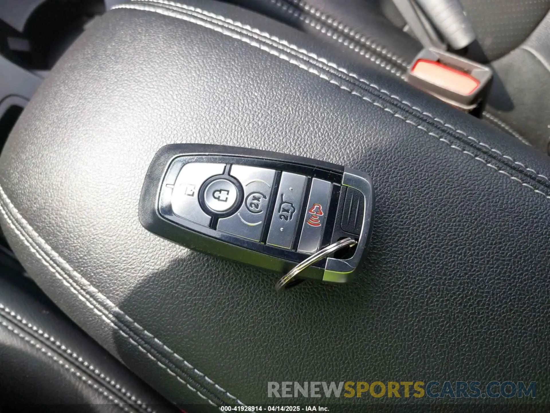 11 Фотография поврежденного автомобиля 1FMCU9GN0RUA10973 FORD ESCAPE 2024