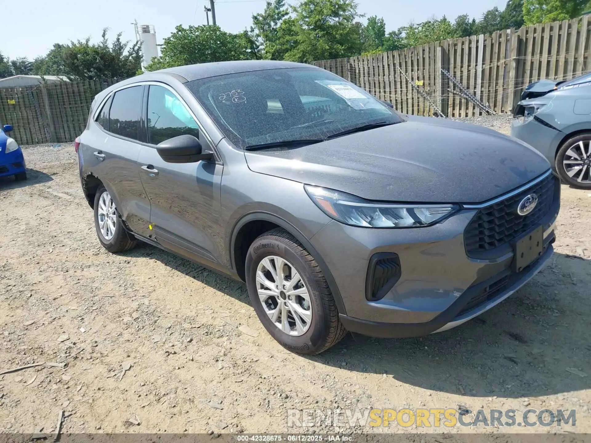 1 Фотография поврежденного автомобиля 1FMCU9GN0RUB39361 FORD ESCAPE 2024