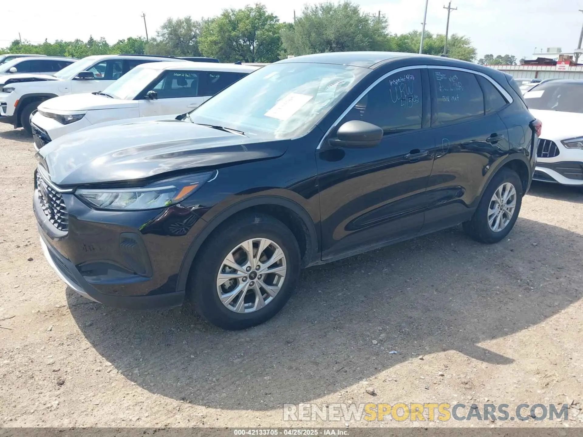 2 Фотография поврежденного автомобиля 1FMCU9GN3RUA23622 FORD ESCAPE 2024