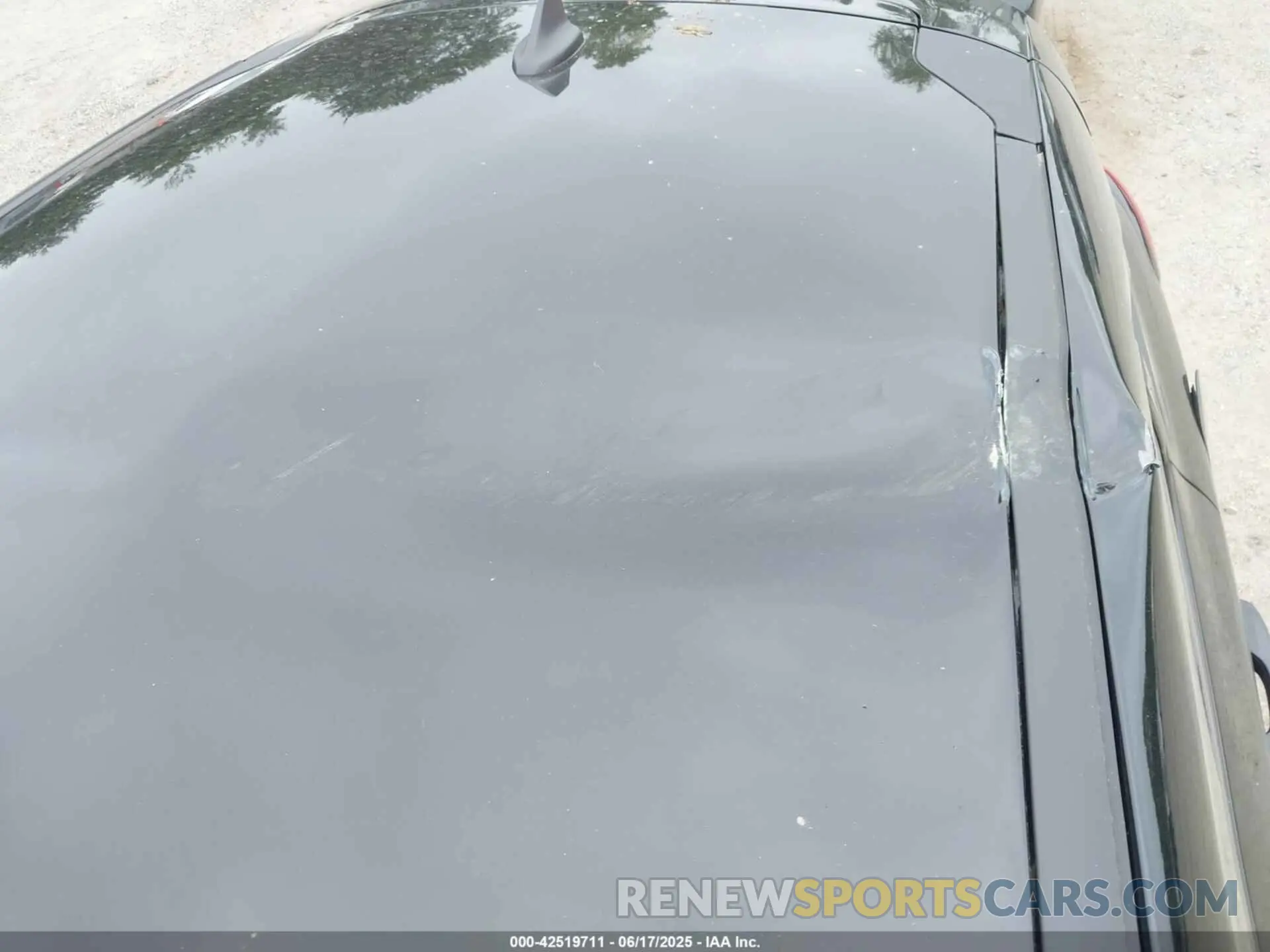 19 Photograph of a damaged car 1FMCU9GN6RUA12291 FORD ESCAPE 2024