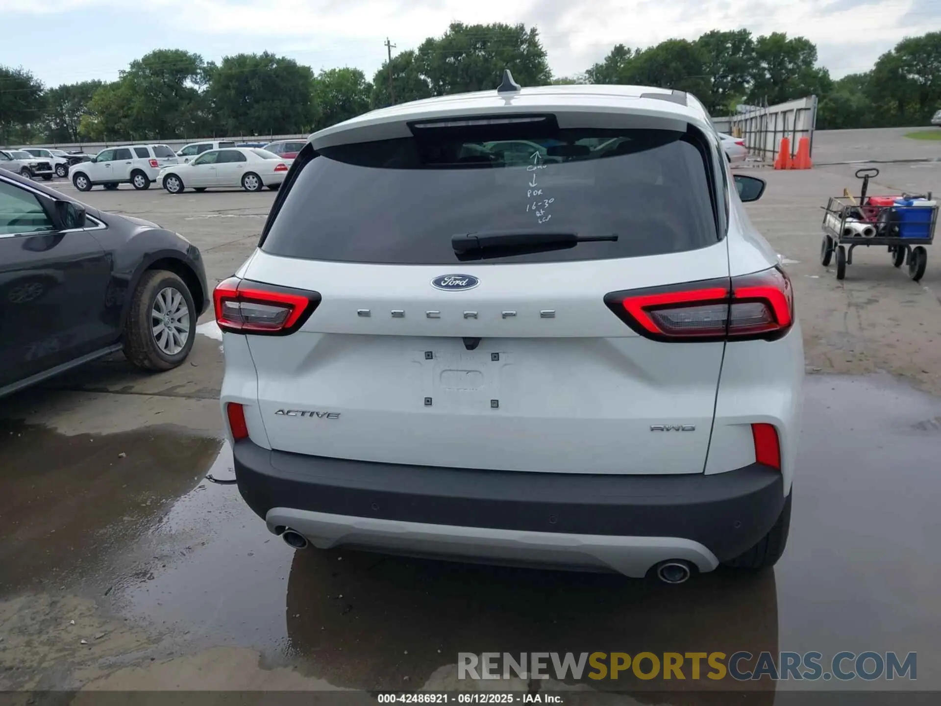 16 Фотография поврежденного автомобиля 1FMCU9GN7RUA07679 FORD ESCAPE 2024