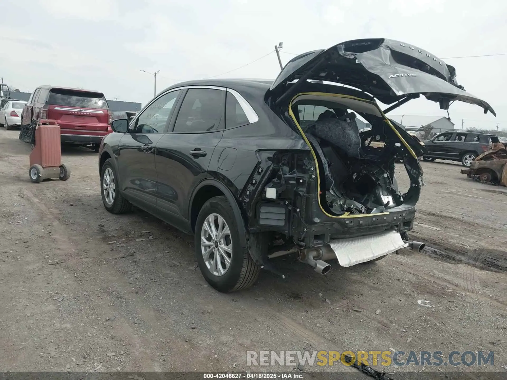 3 Фотография поврежденного автомобиля 1FMCU9GN8RUA09134 FORD ESCAPE 2024