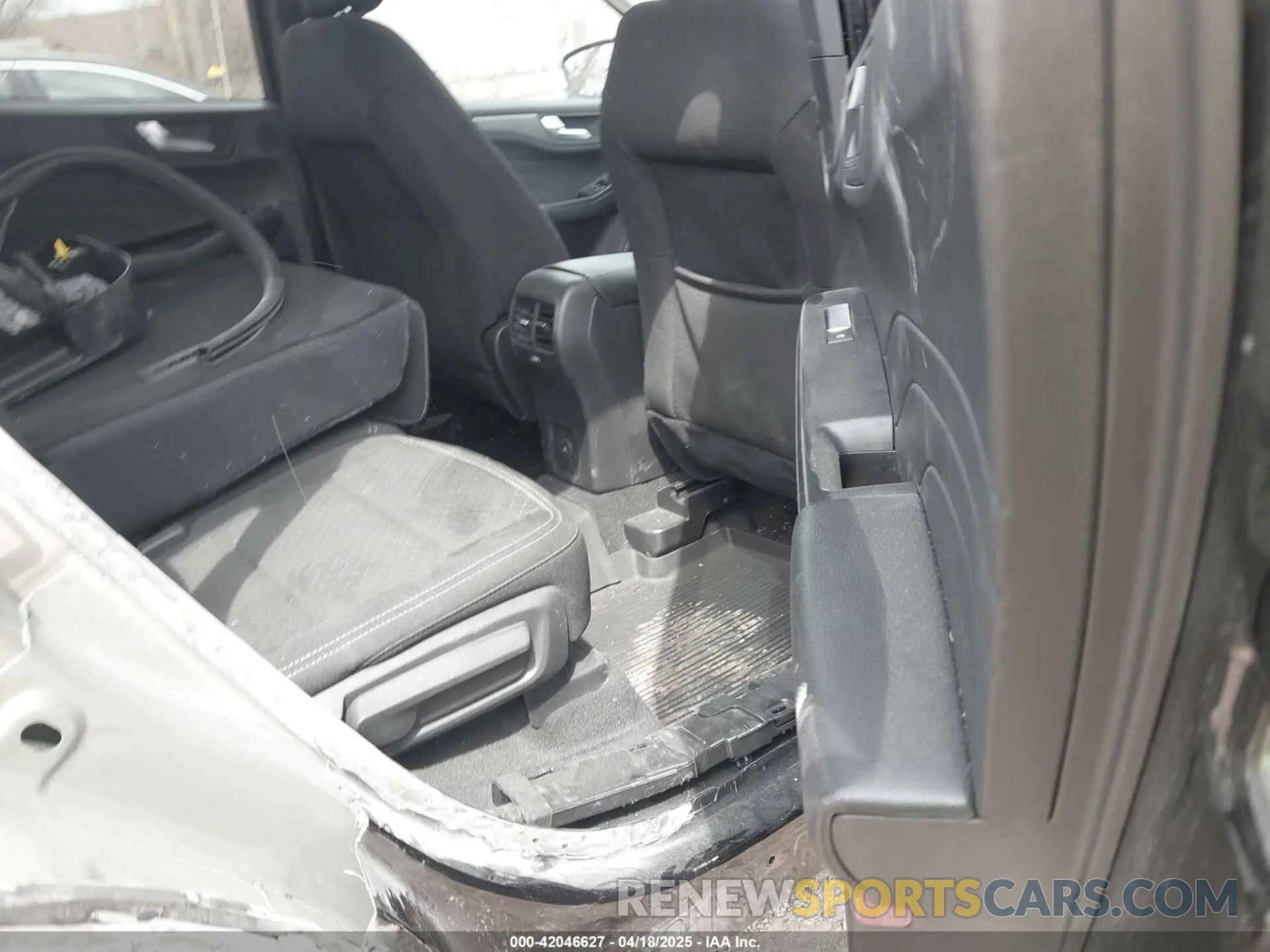 8 Фотография поврежденного автомобиля 1FMCU9GN8RUA09134 FORD ESCAPE 2024