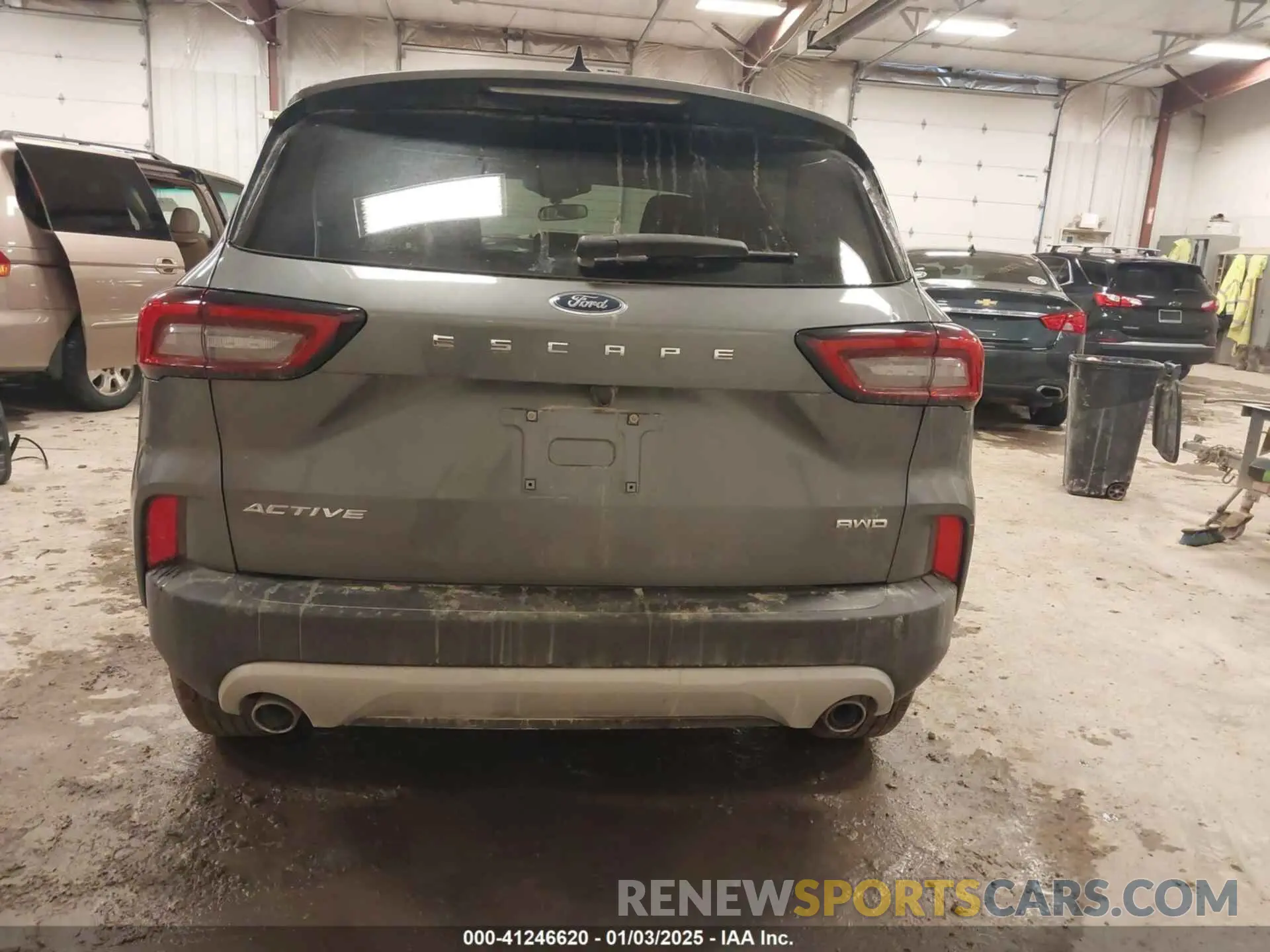 16 Photograph of a damaged car 1FMCU9GN8RUA95786 FORD ESCAPE 2024