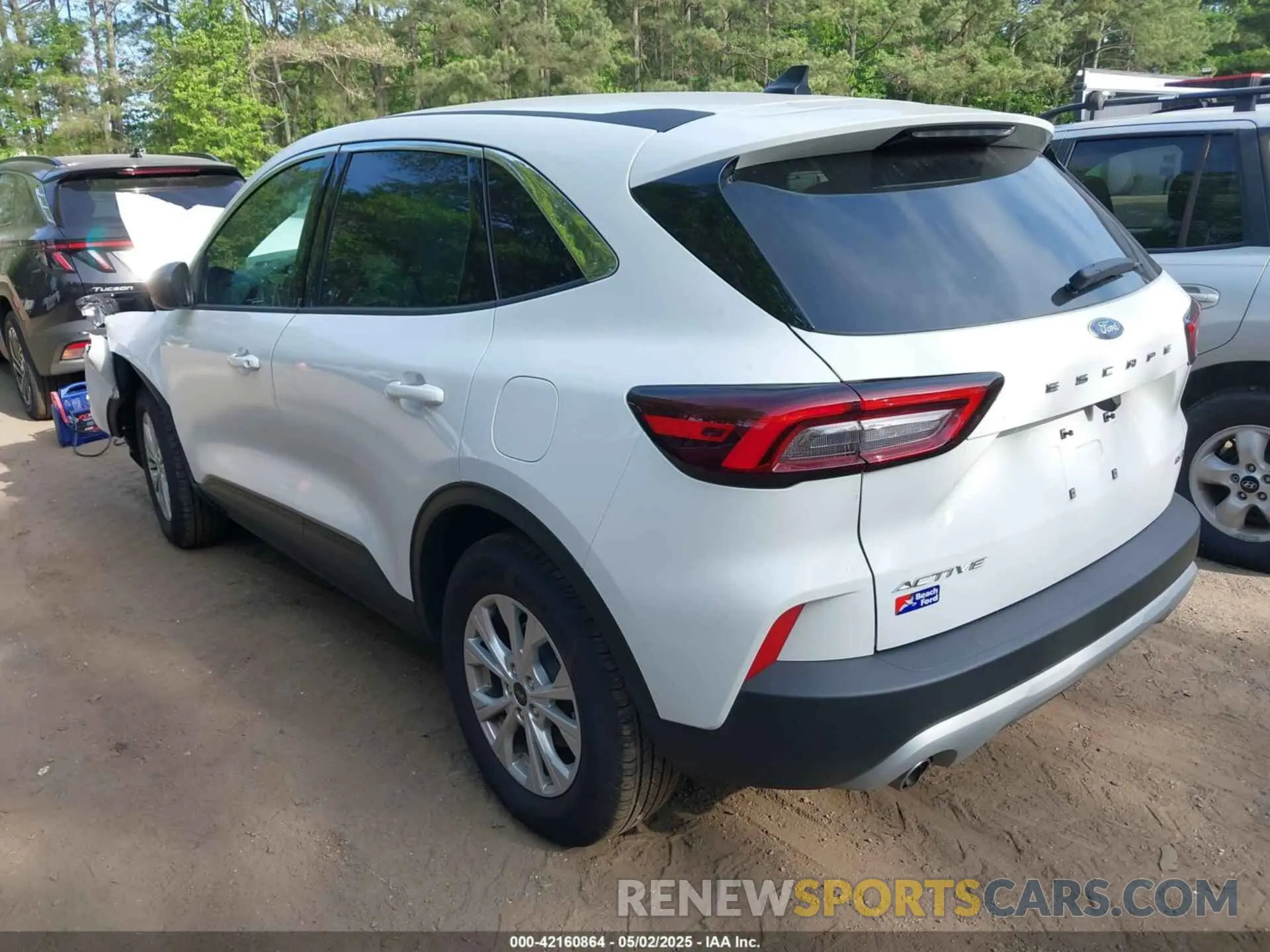 3 Фотография поврежденного автомобиля 1FMCU9GN9RUB46907 FORD ESCAPE 2024