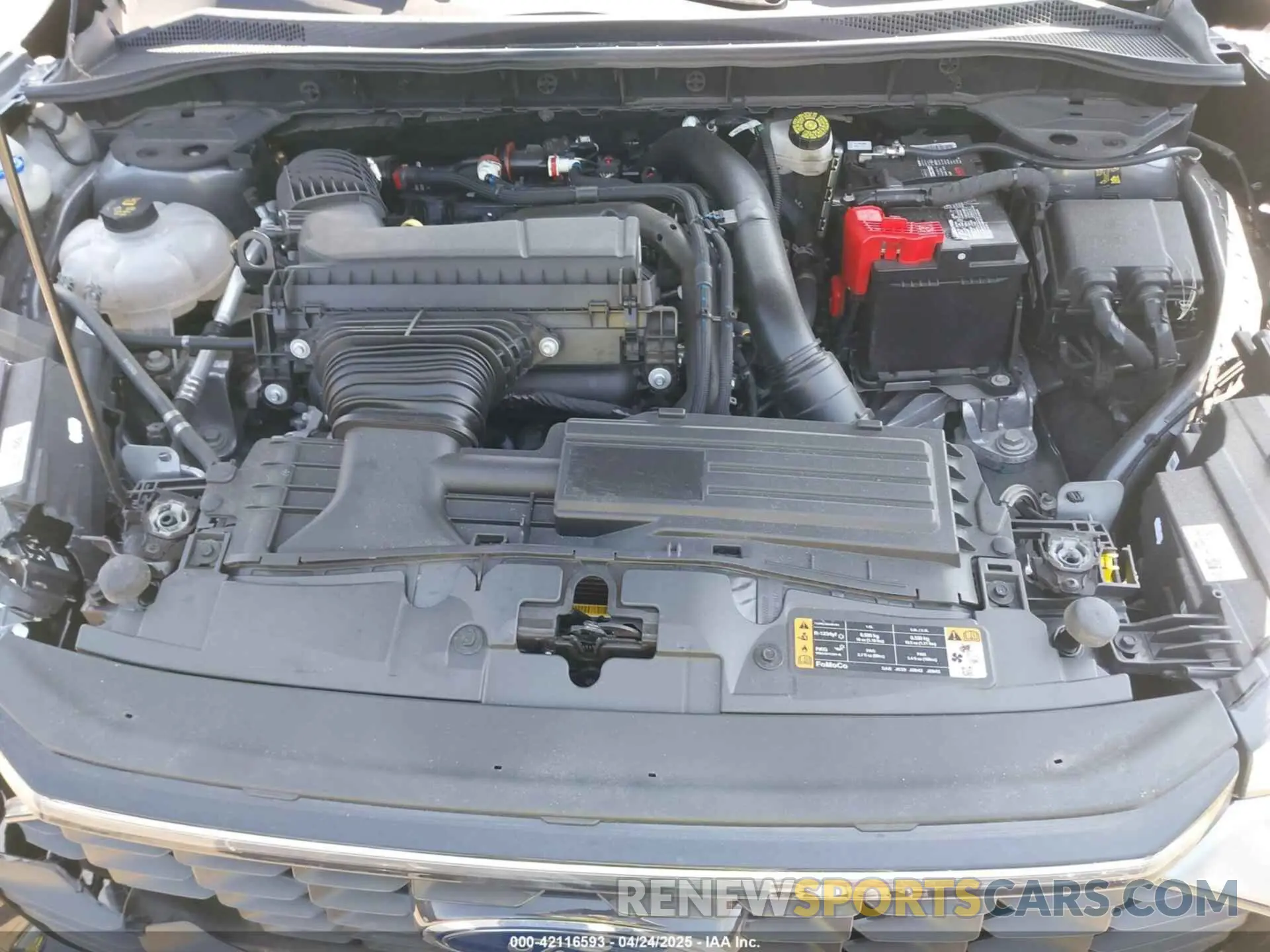 10 Фотография поврежденного автомобиля 1FMCU9JA5RUA93063 FORD ESCAPE 2024