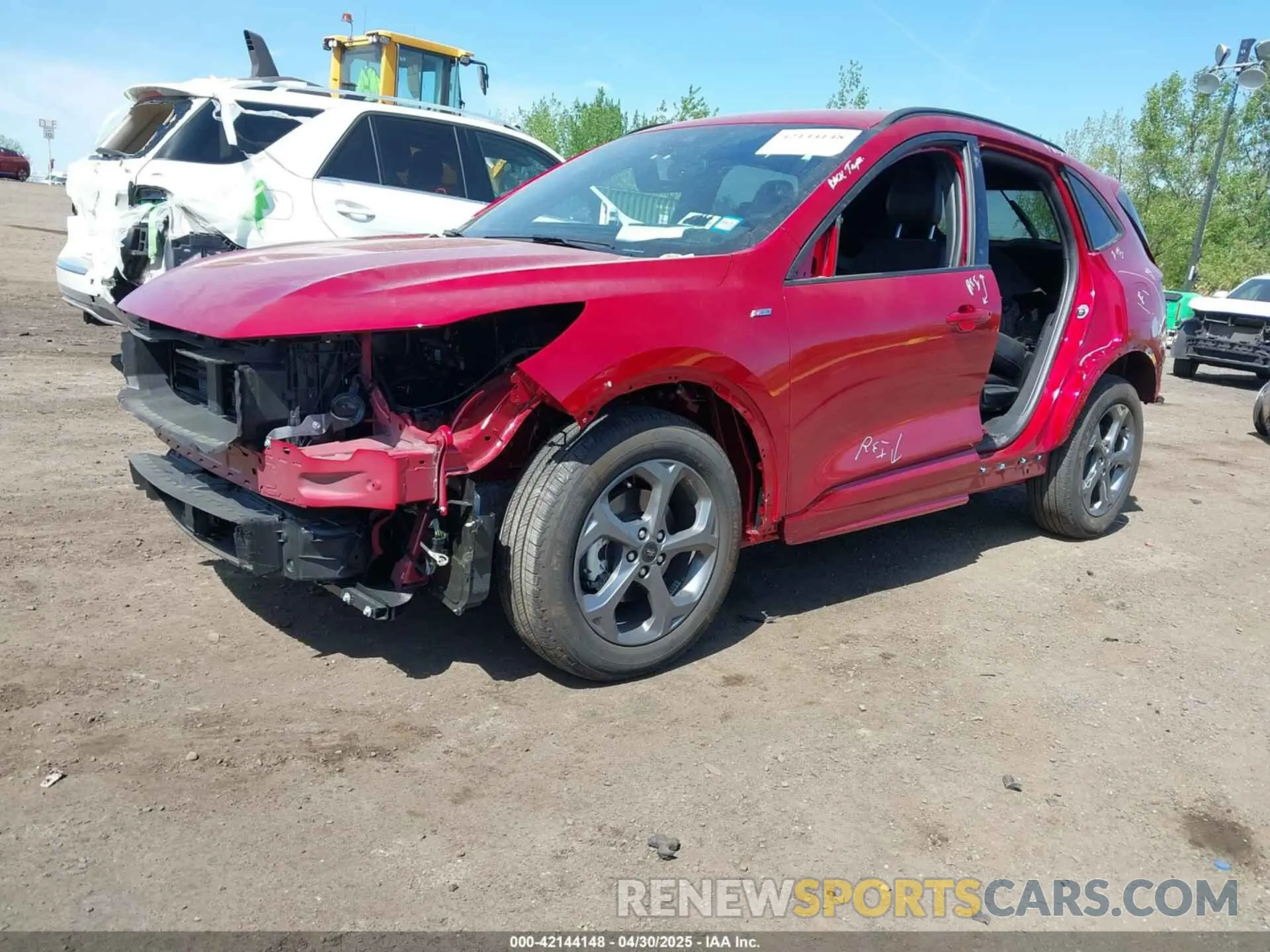 2 Фотография поврежденного автомобиля 1FMCU9MN0RUB00628 FORD ESCAPE 2024