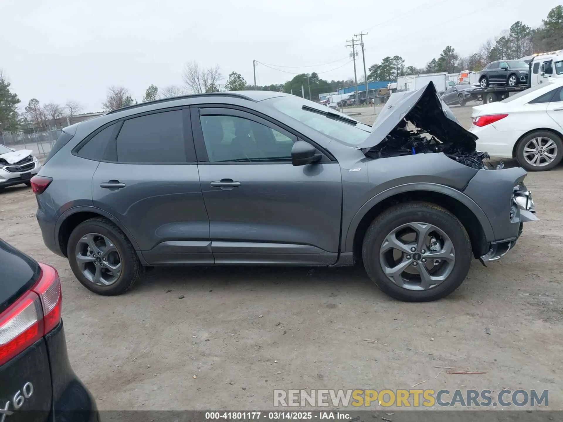 13 Photograph of a damaged car 1FMCU9MN4RUA38280 FORD ESCAPE 2024