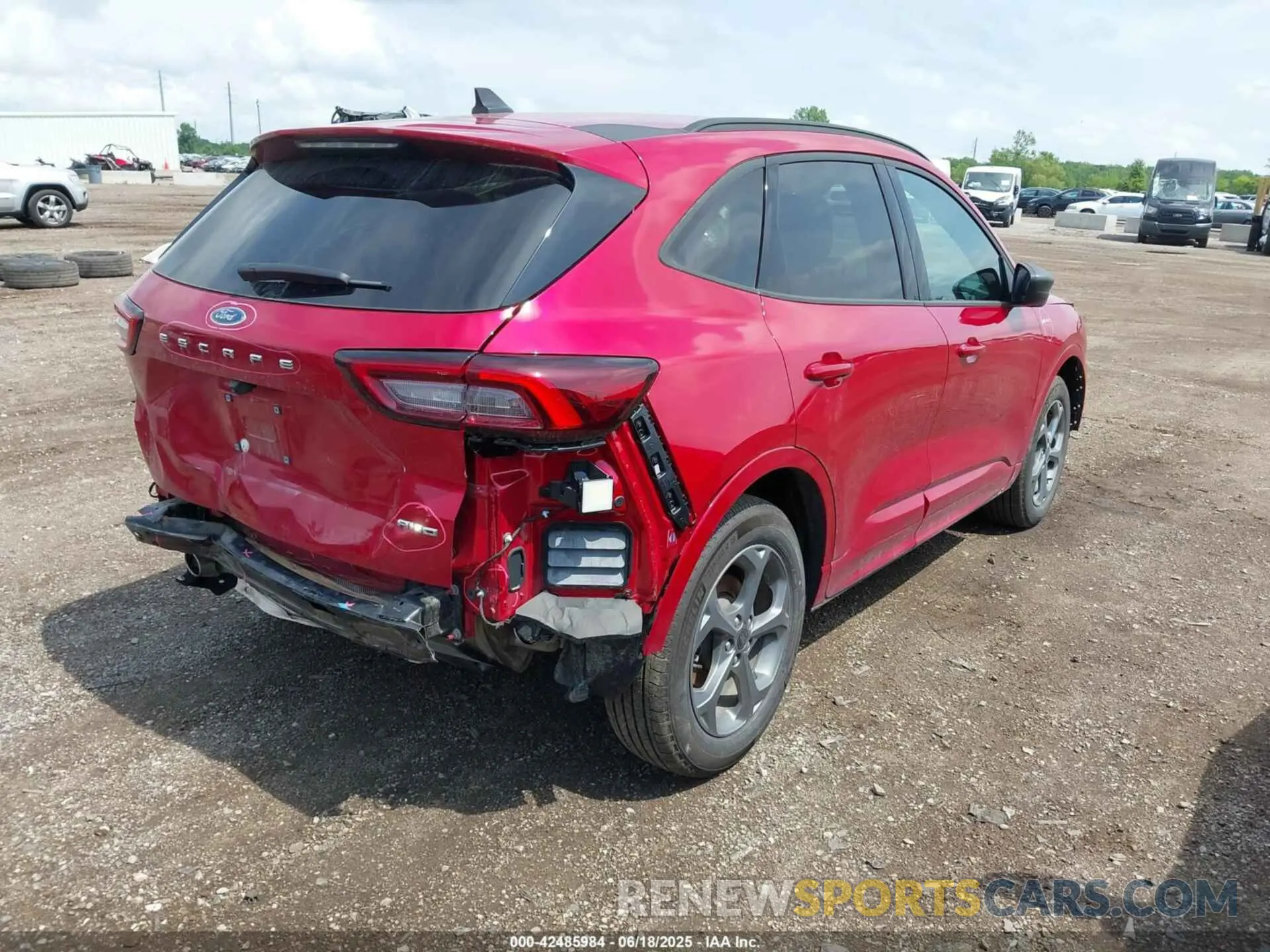 4 Фотография поврежденного автомобиля 1FMCU9MN6RUB24898 FORD ESCAPE 2024