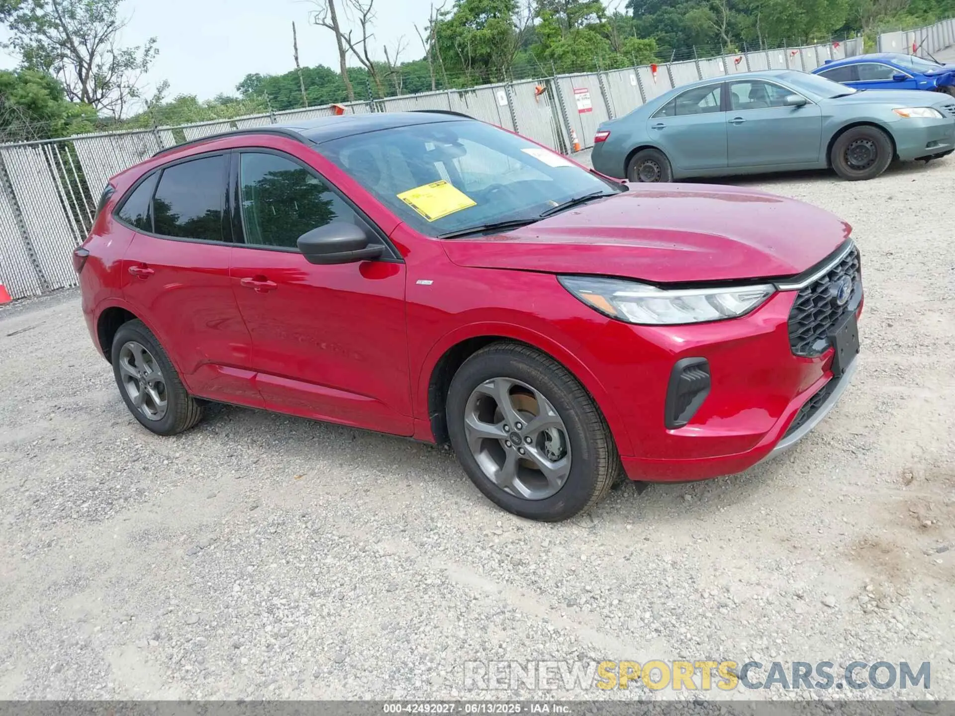 1 Фотография поврежденного автомобиля 1FMCU9MNXRUA49509 FORD ESCAPE 2024