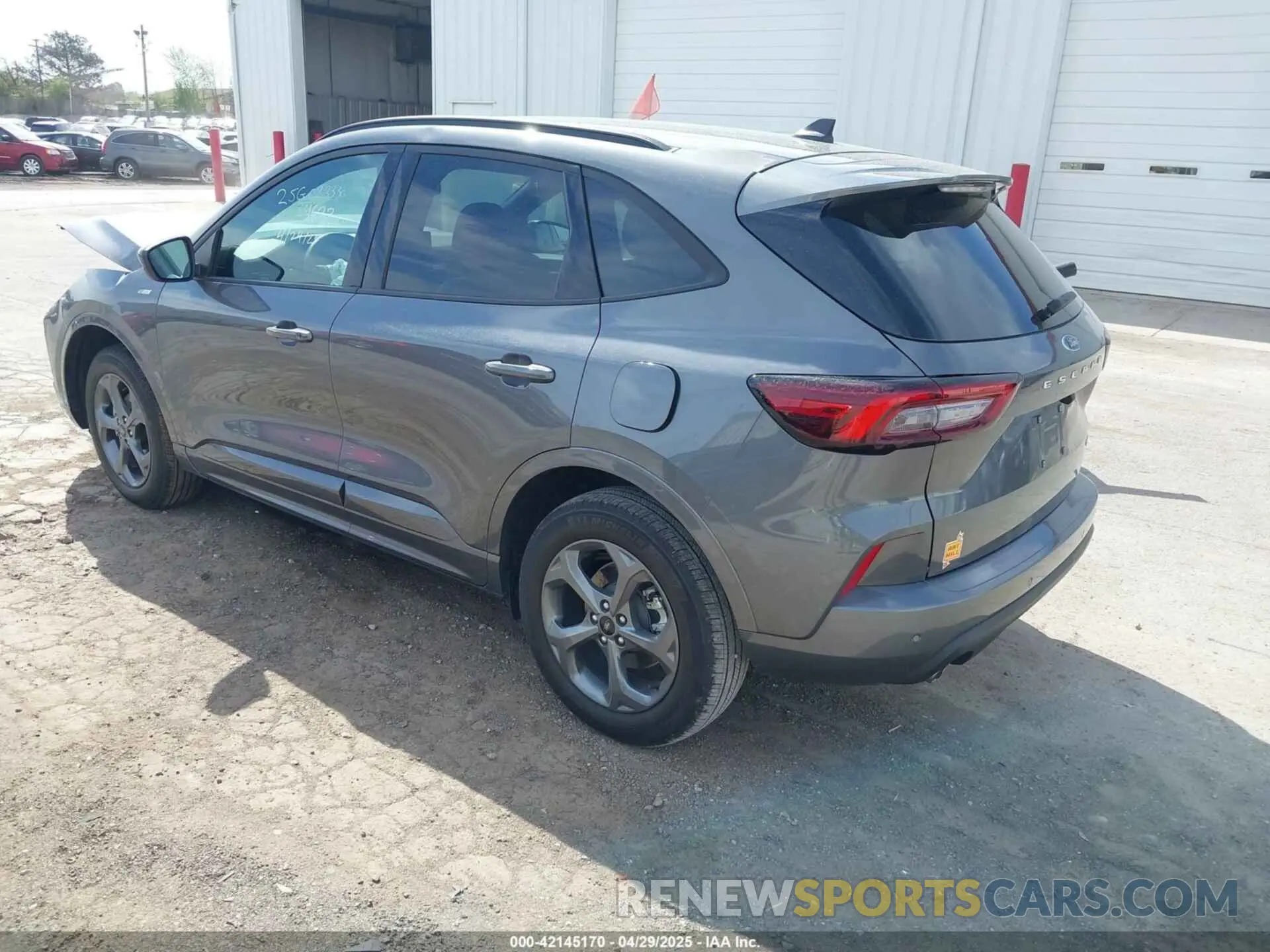 3 Photograph of a damaged car 1FMCU9NA9RUB60676 FORD ESCAPE 2024