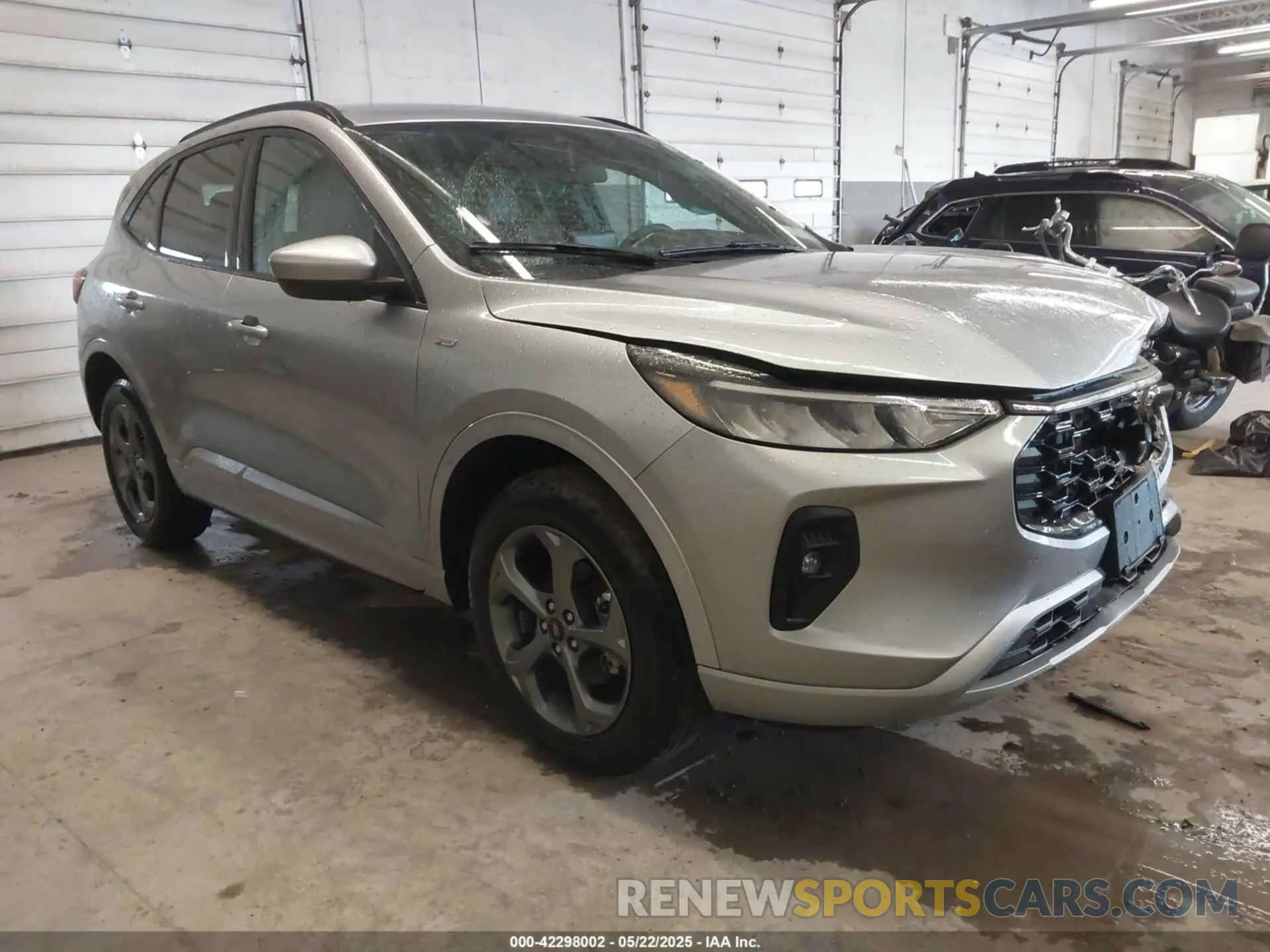 1 Photograph of a damaged car 1FMCU9NZ2RUB18467 FORD ESCAPE 2024