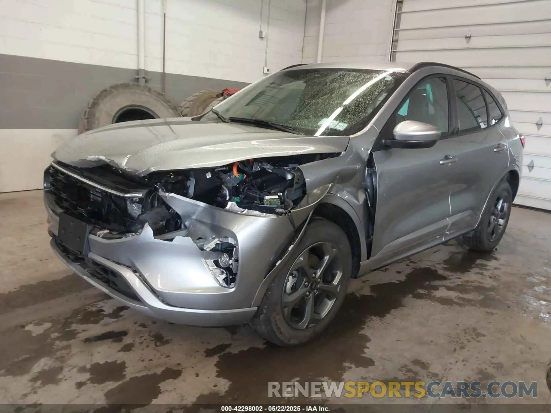 2 Photograph of a damaged car 1FMCU9NZ2RUB18467 FORD ESCAPE 2024