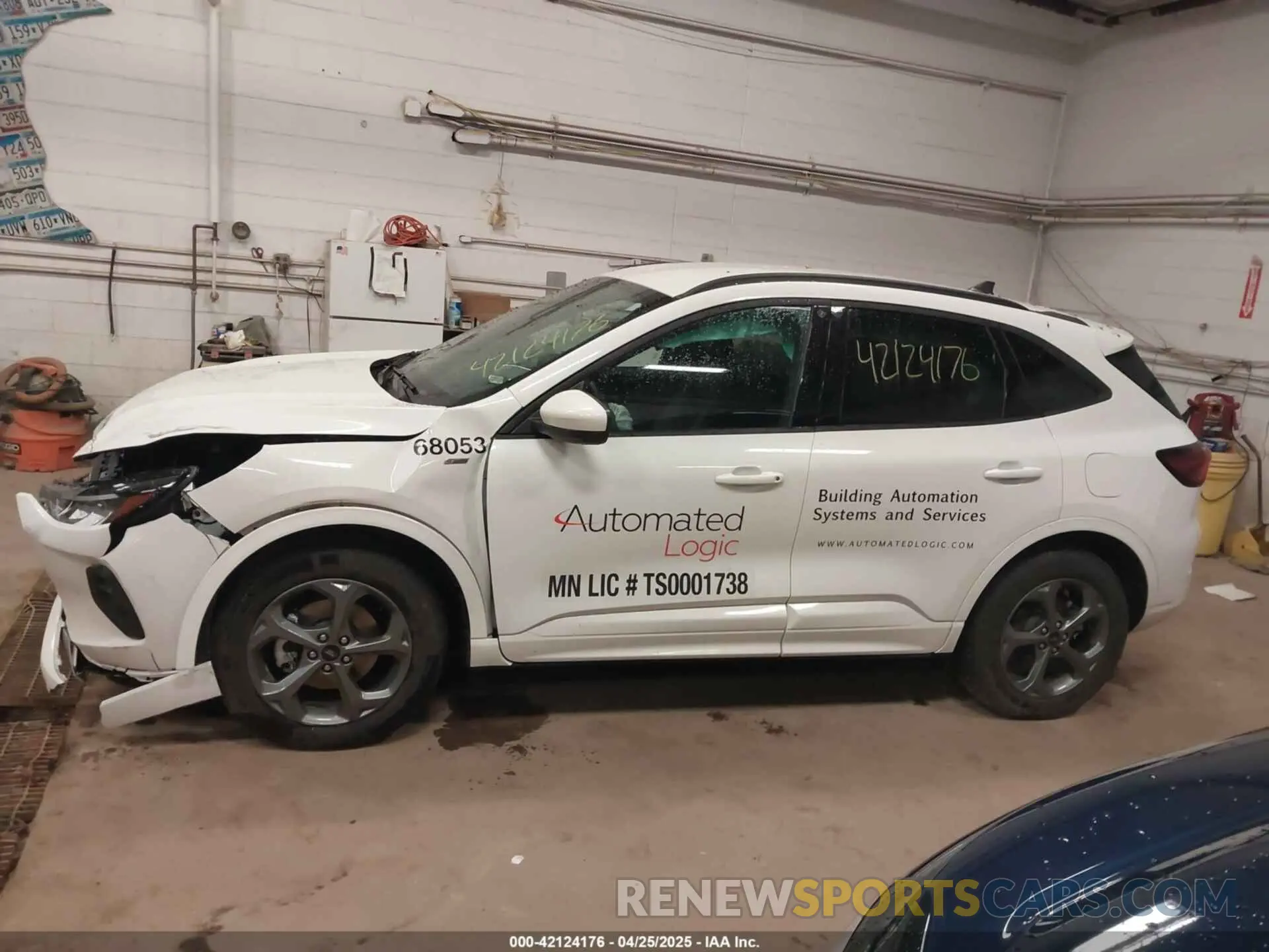 14 Photograph of a damaged car 1FMCU9NZ7RUA94716 FORD ESCAPE 2024