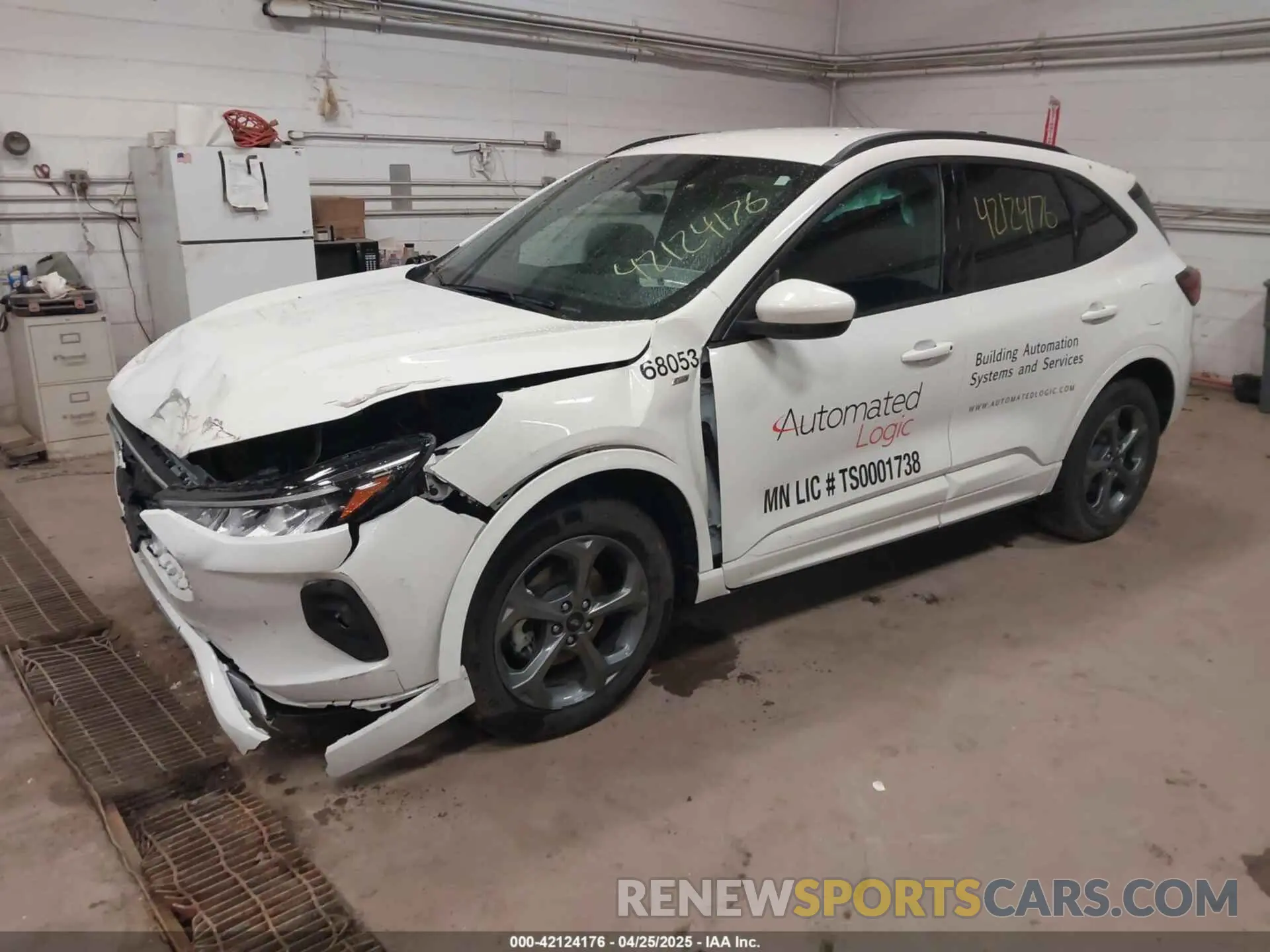 2 Photograph of a damaged car 1FMCU9NZ7RUA94716 FORD ESCAPE 2024