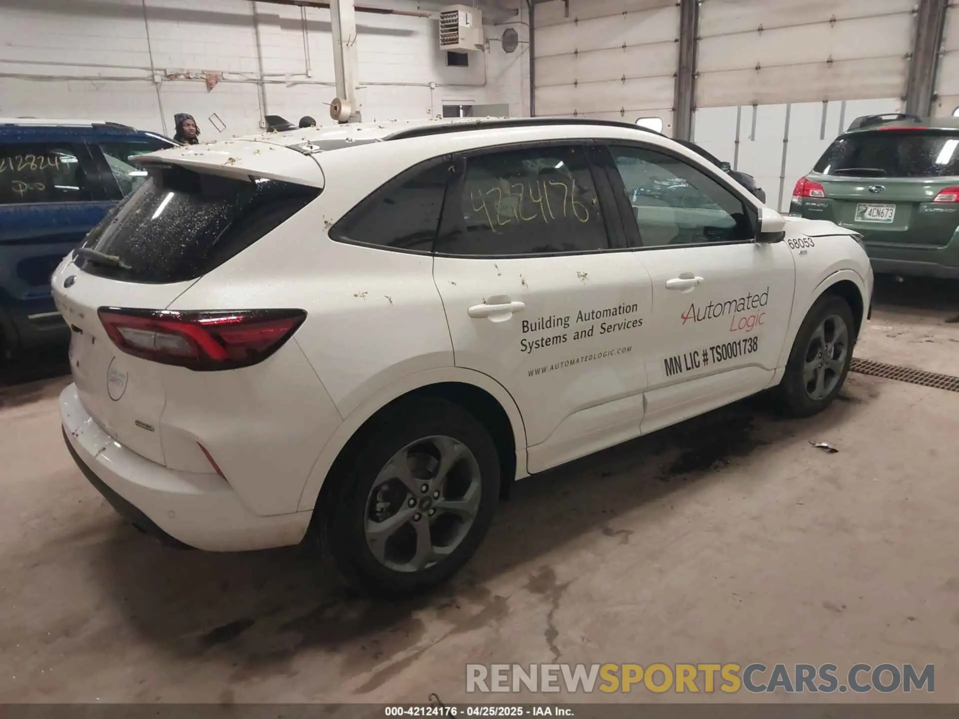 4 Photograph of a damaged car 1FMCU9NZ7RUA94716 FORD ESCAPE 2024
