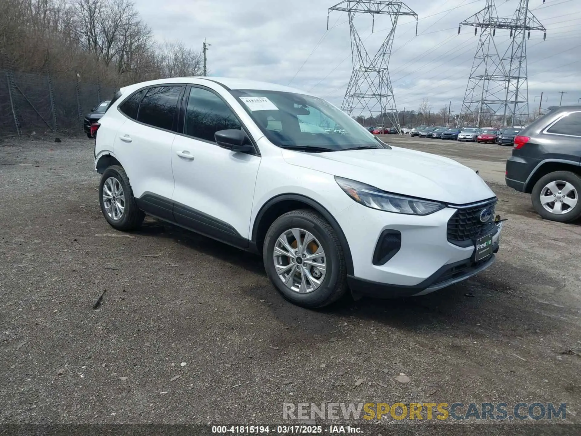 1 Фотография поврежденного автомобиля 1FMCU0GN0SUA19156 FORD ESCAPE 2025