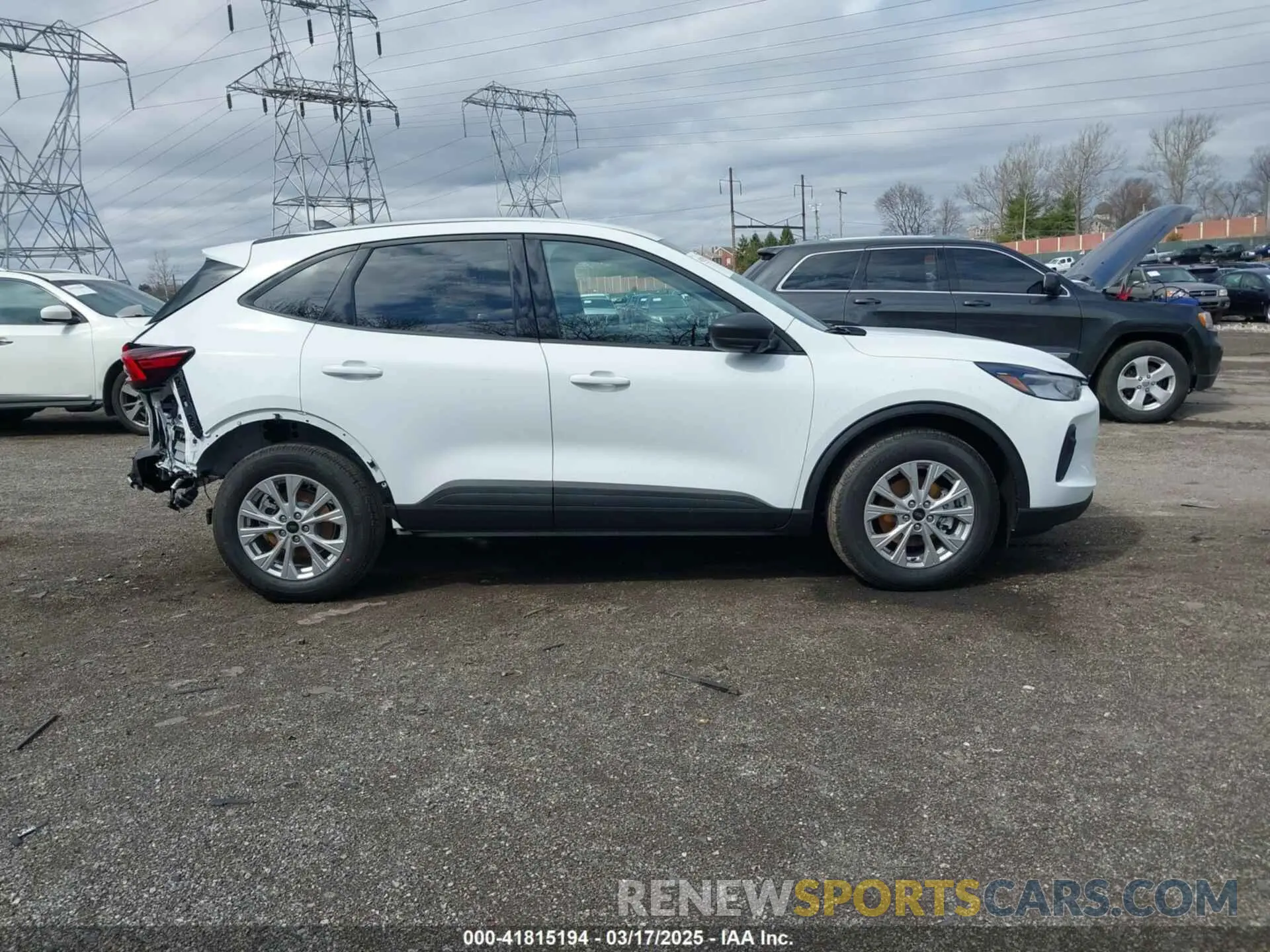 14 Фотография поврежденного автомобиля 1FMCU0GN0SUA19156 FORD ESCAPE 2025