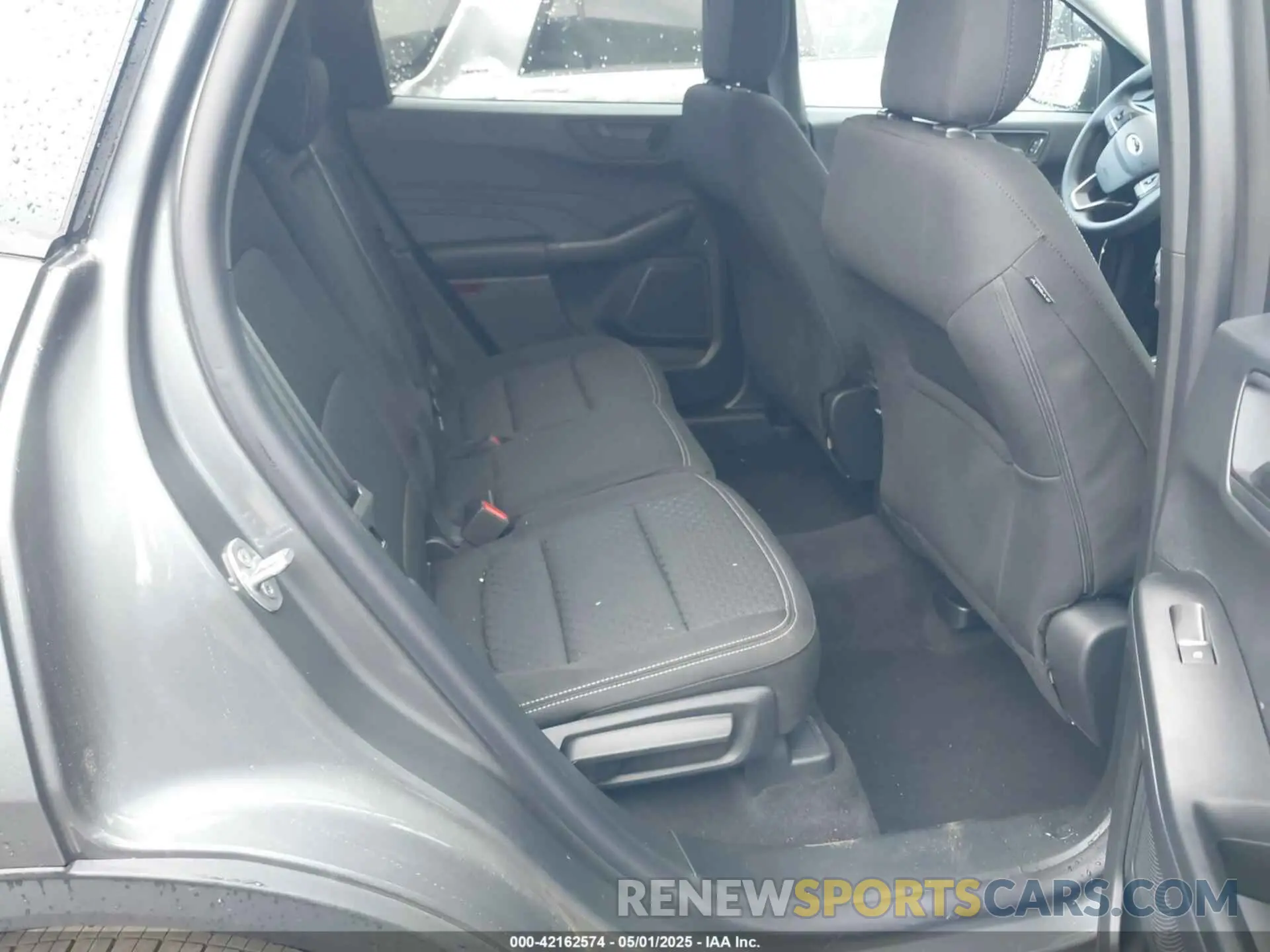 8 Фотография поврежденного автомобиля 1FMCU0GN3SUA07759 FORD ESCAPE 2025