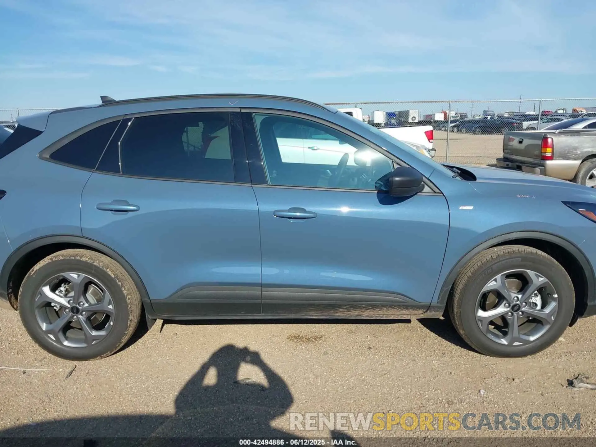 13 Photograph of a damaged car 1FMCU0MN8SUB01169 FORD ESCAPE 2025