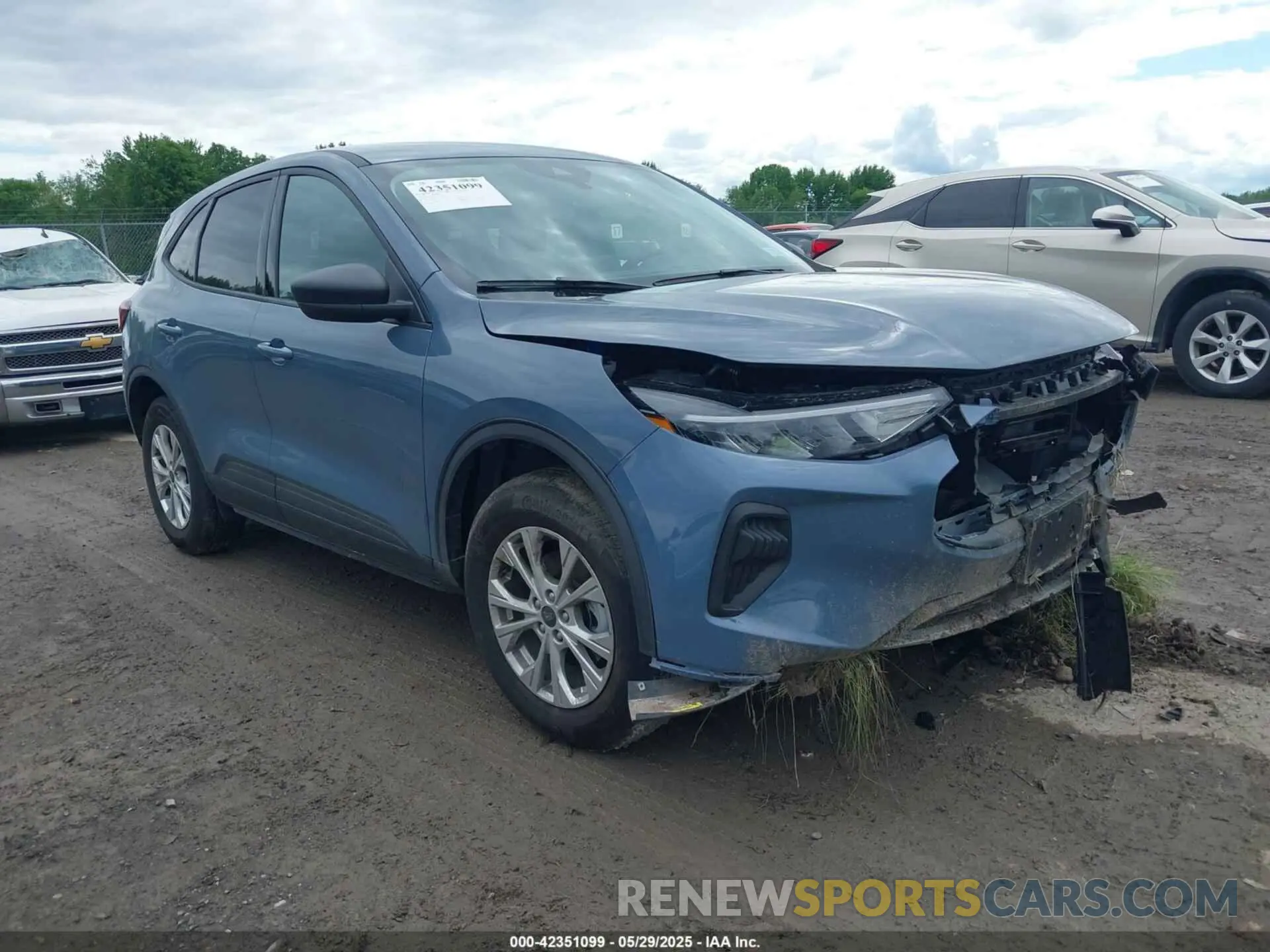 1 Photograph of a damaged car 1FMCU9GN2SUA33807 FORD ESCAPE 2025
