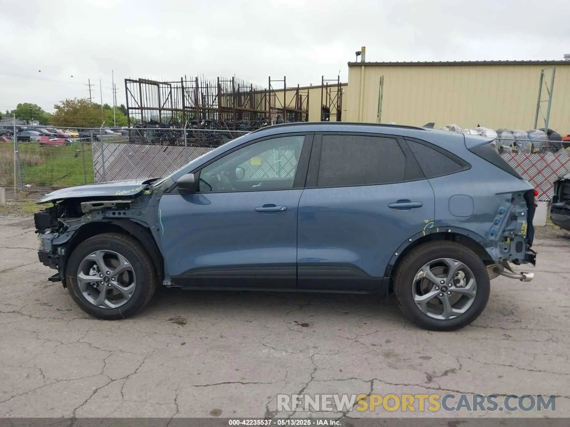 15 Фотография поврежденного автомобиля 1FMCU9MN0SUA04522 FORD ESCAPE 2025