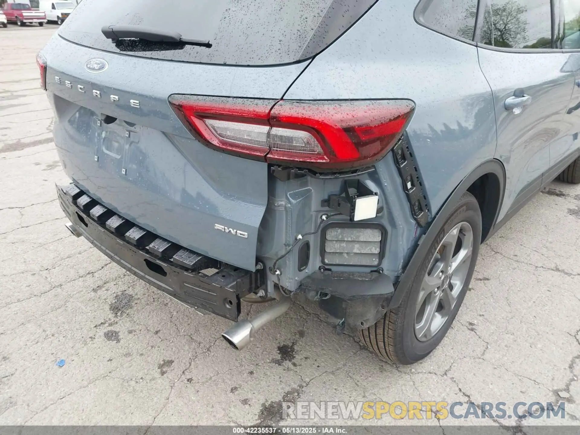 6 Фотография поврежденного автомобиля 1FMCU9MN0SUA04522 FORD ESCAPE 2025