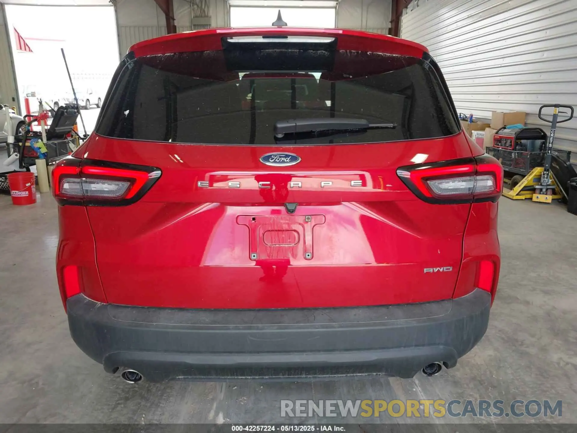 17 Фотография поврежденного автомобиля 1FMCU9MN3SUA10444 FORD ESCAPE 2025