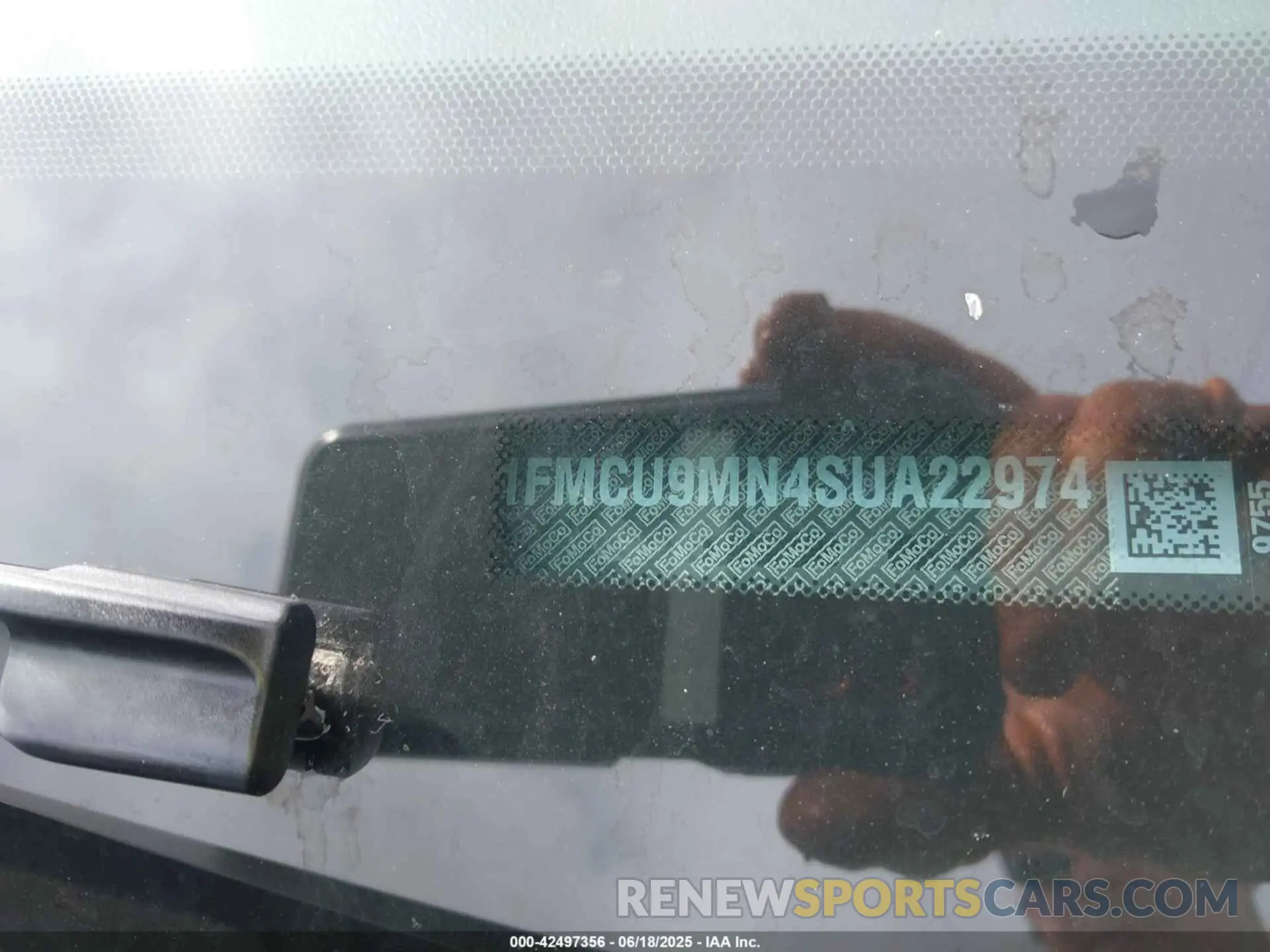 9 Фотография поврежденного автомобиля 1FMCU9MN4SUA22974 FORD ESCAPE 2025