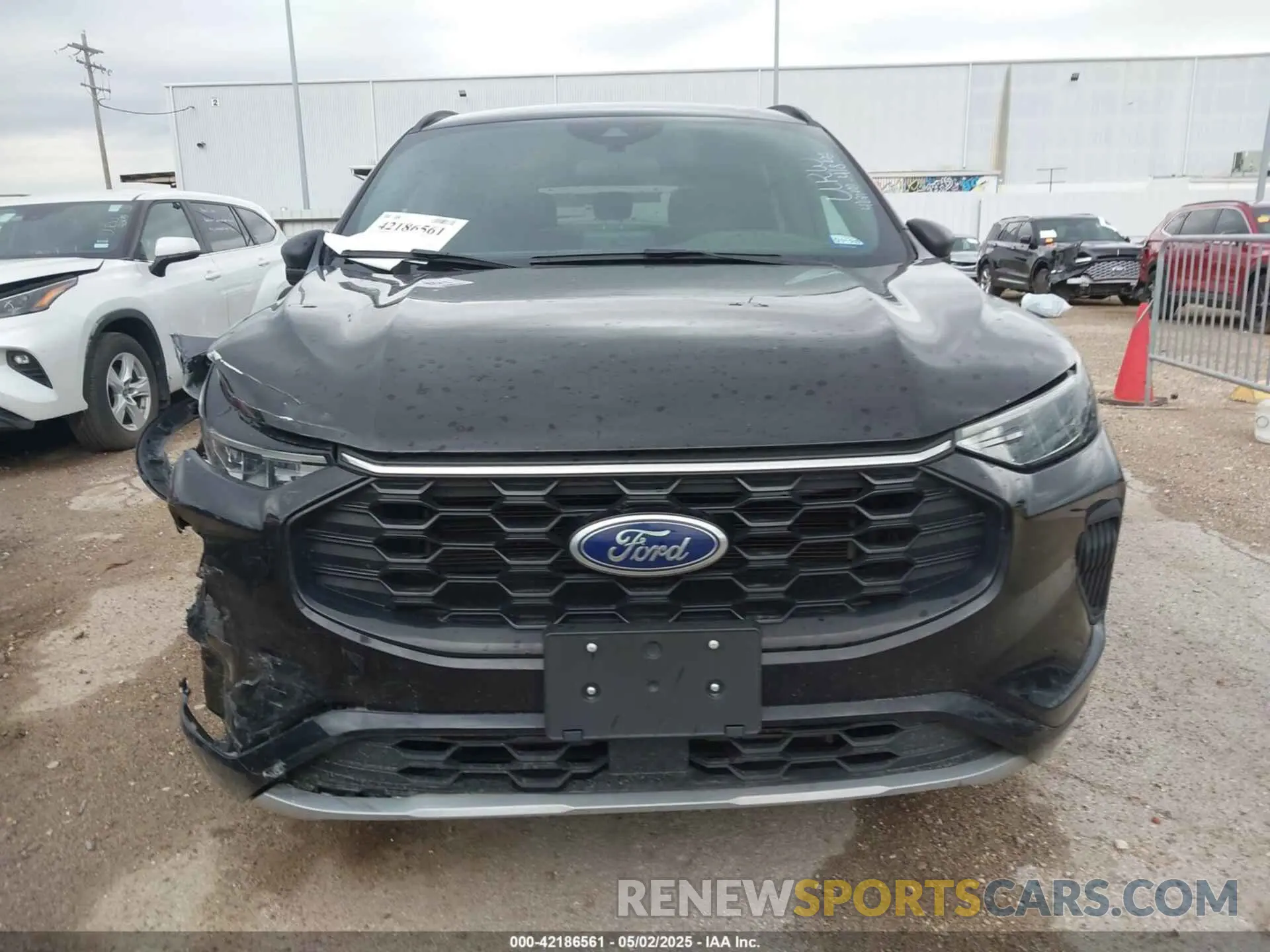12 Photograph of a damaged car 1FMCU9MN9SUA87223 FORD ESCAPE 2025