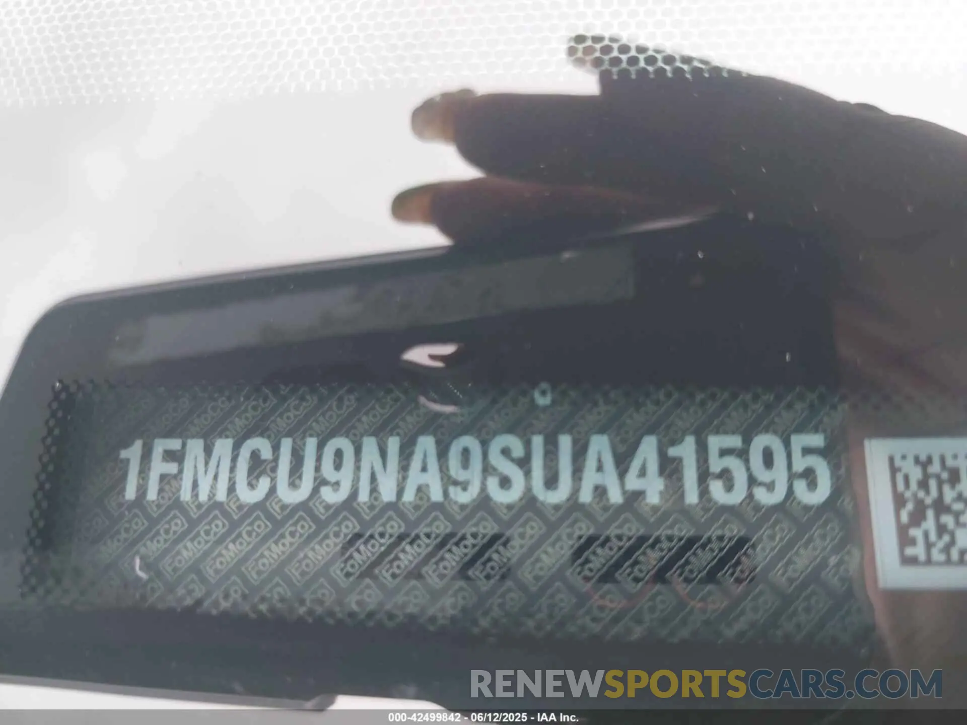 9 Photograph of a damaged car 1FMCU9NA9SUA41595 FORD ESCAPE 2025