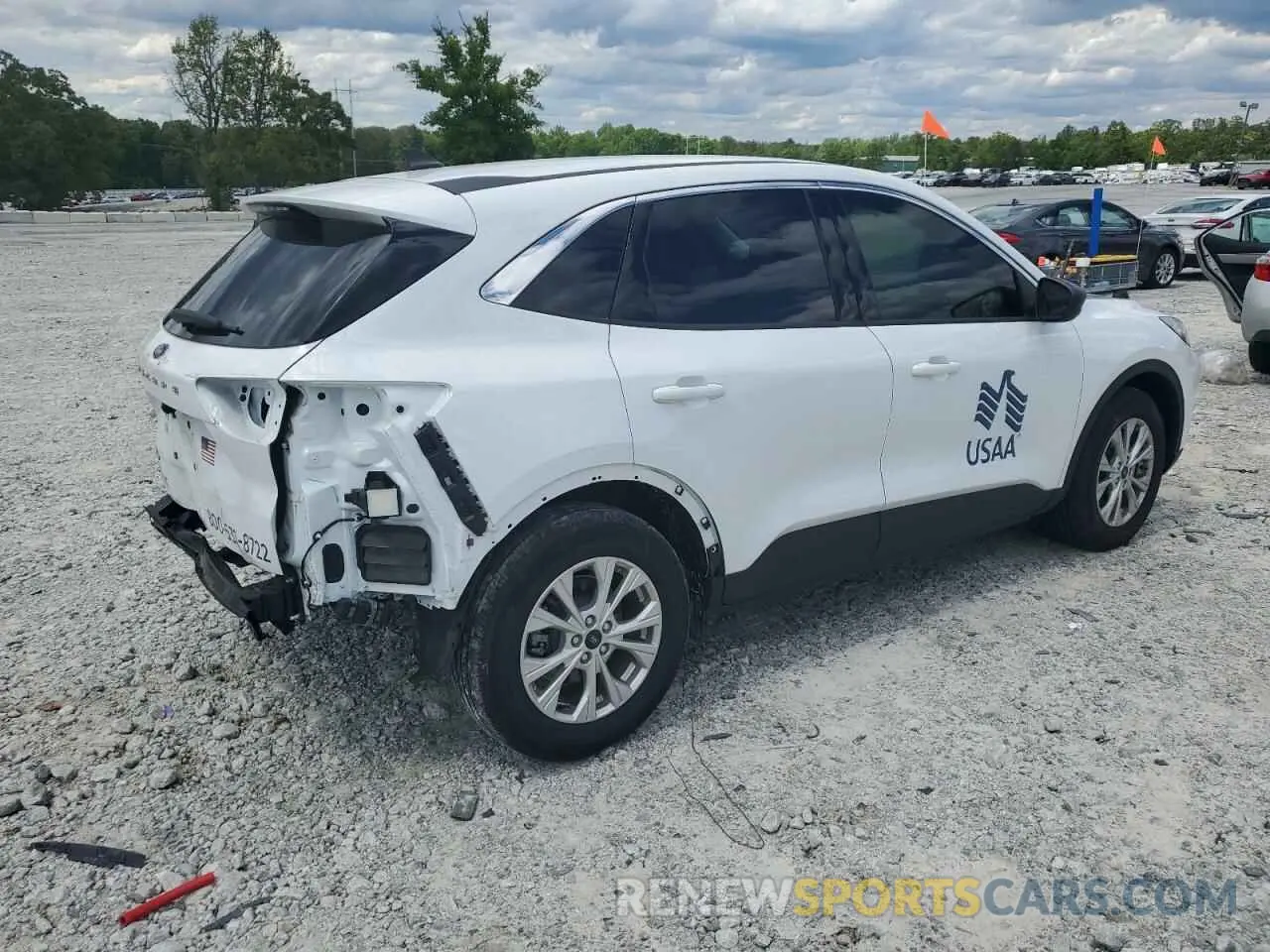 3 Photograph of a damaged car 1FMCU0GN4PUA41362 FORD ESCAPE ACT 2023