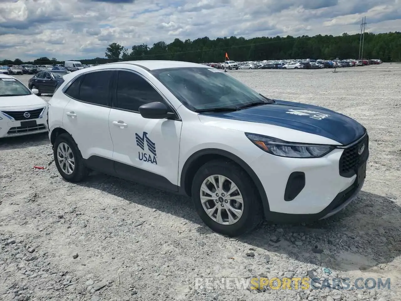 4 Photograph of a damaged car 1FMCU0GN4PUA41362 FORD ESCAPE ACT 2023