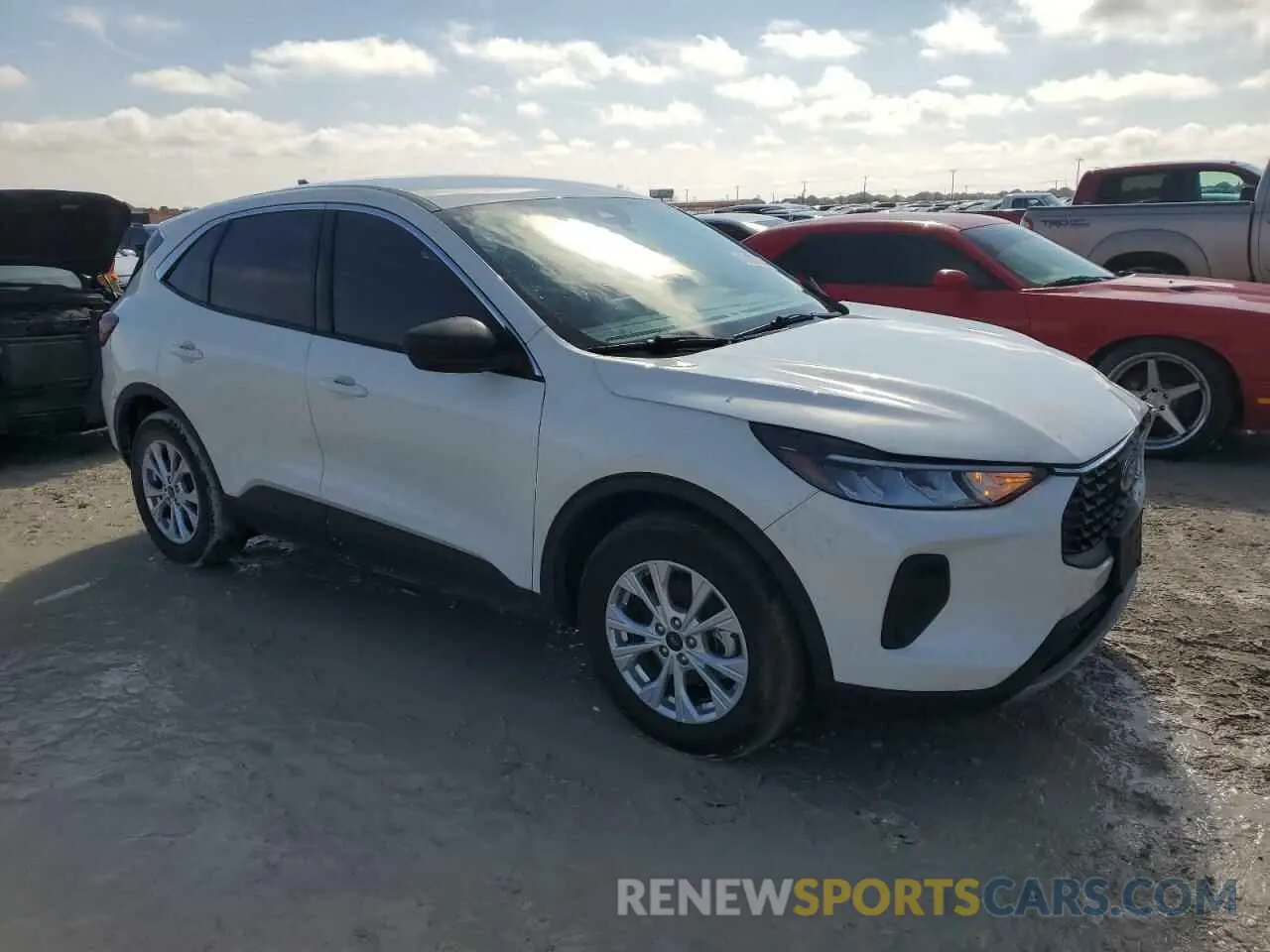 4 Photograph of a damaged car 1FMCU0GN8PUA43423 FORD ESCAPE ACT 2023