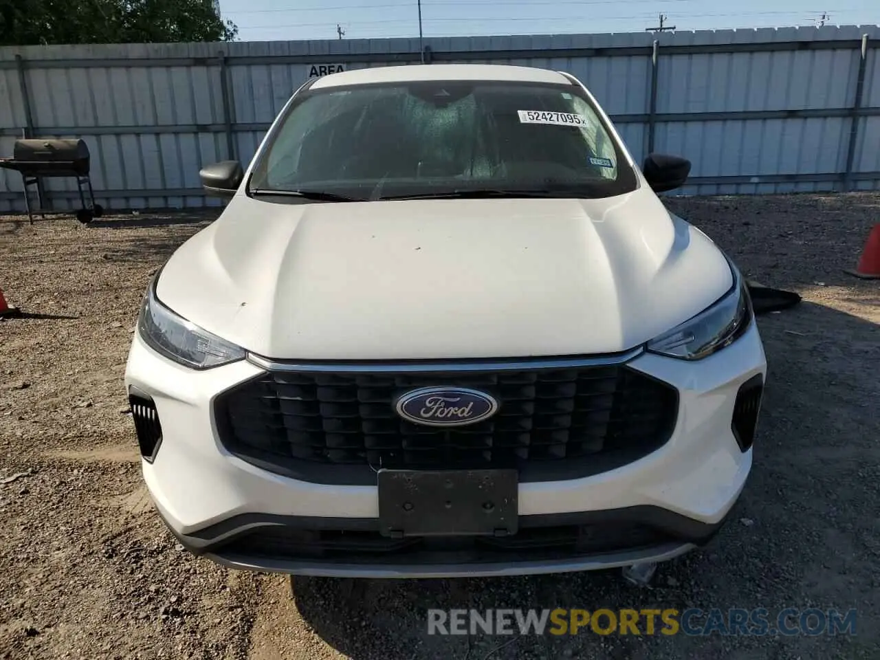 5 Фотография поврежденного автомобиля 1FMCU0GN9PUA66273 FORD ESCAPE ACT 2023